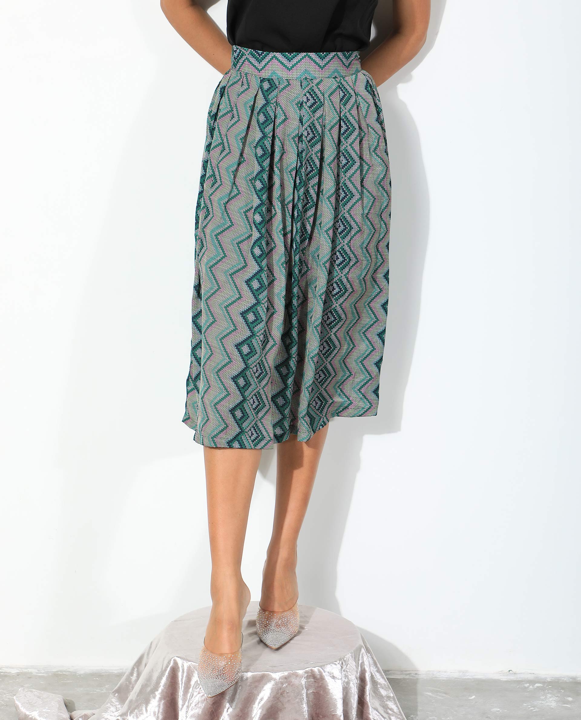 Rareism Women's Arabella Green Polyester Geometric Print Knee Length Regular Fit Skirt