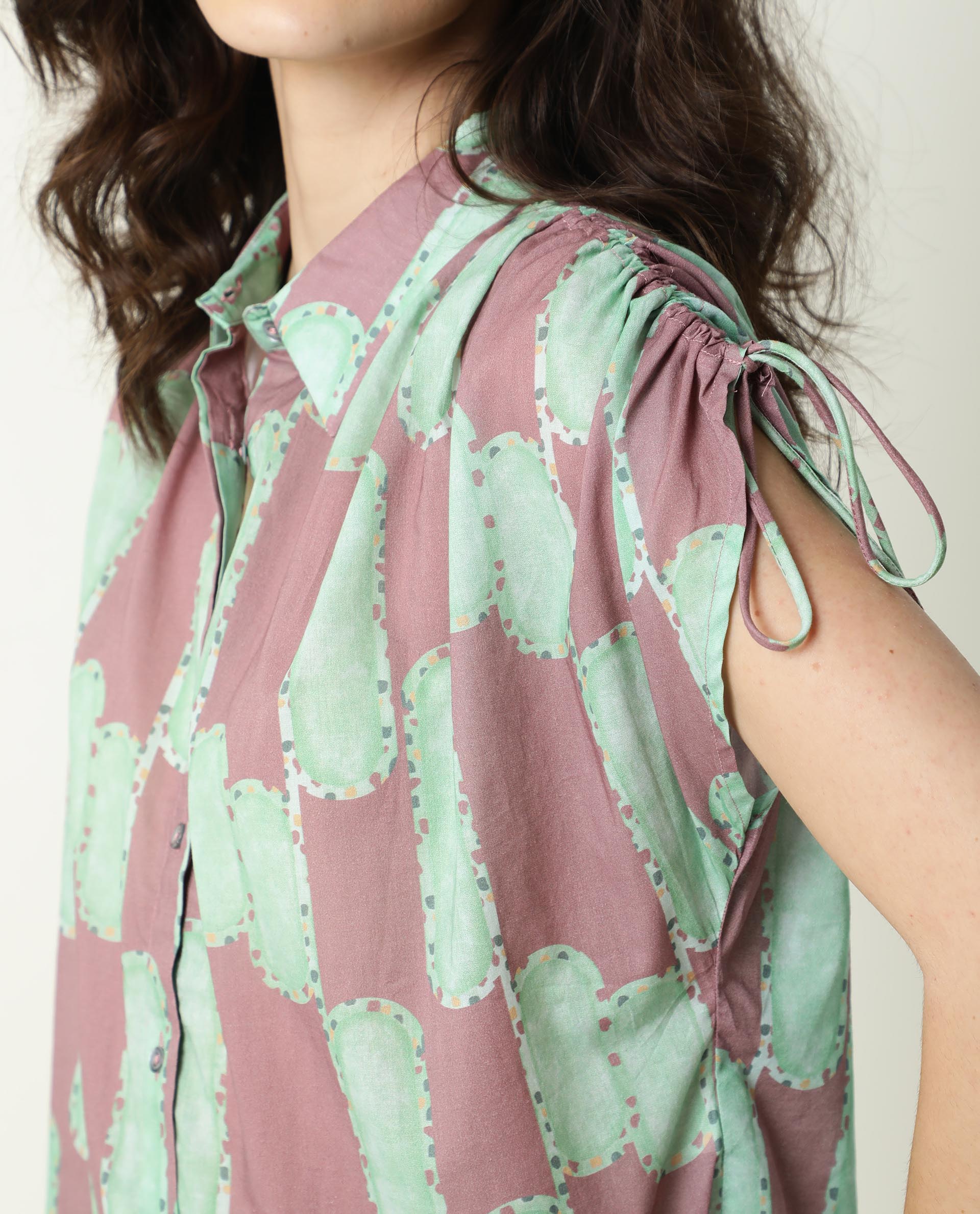 Rareism Women's Hudson Pink Spread Collar Geometric Print Knee Length Relaxed Fit Top
