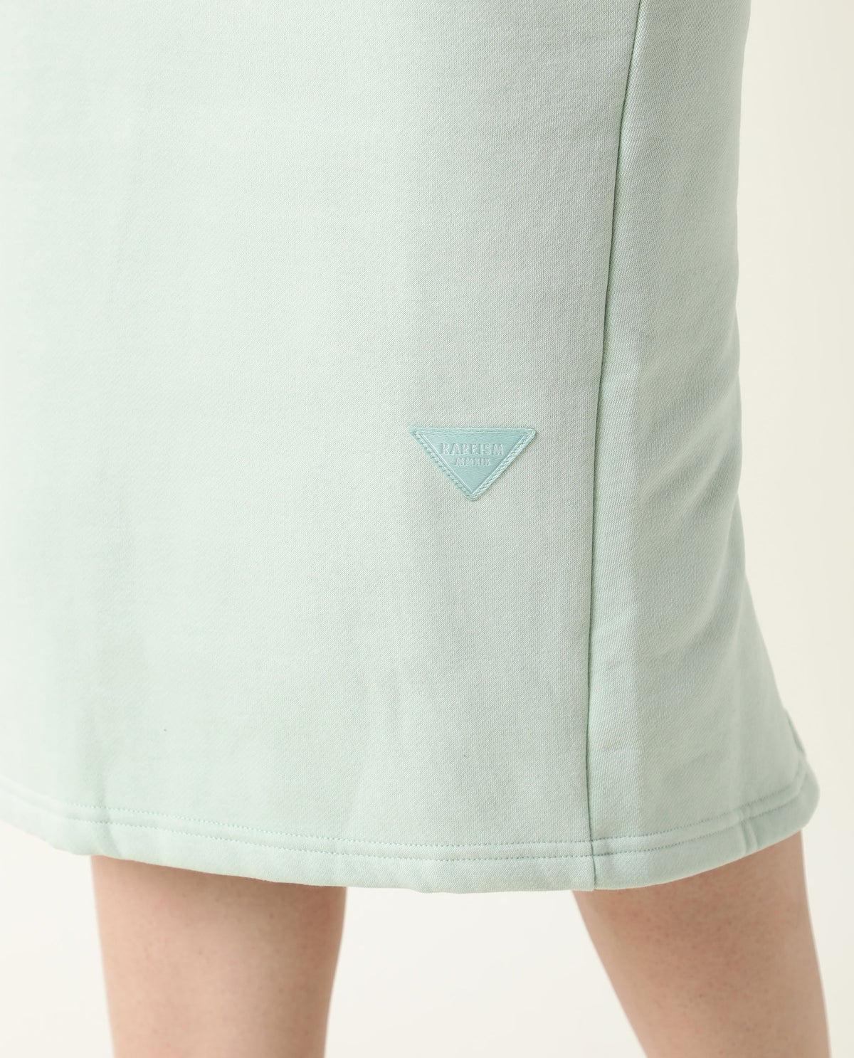 Rareism Women Fudge Green Poly Cotton Fabric Tailored Fit High Rise Solid Midi Skirt