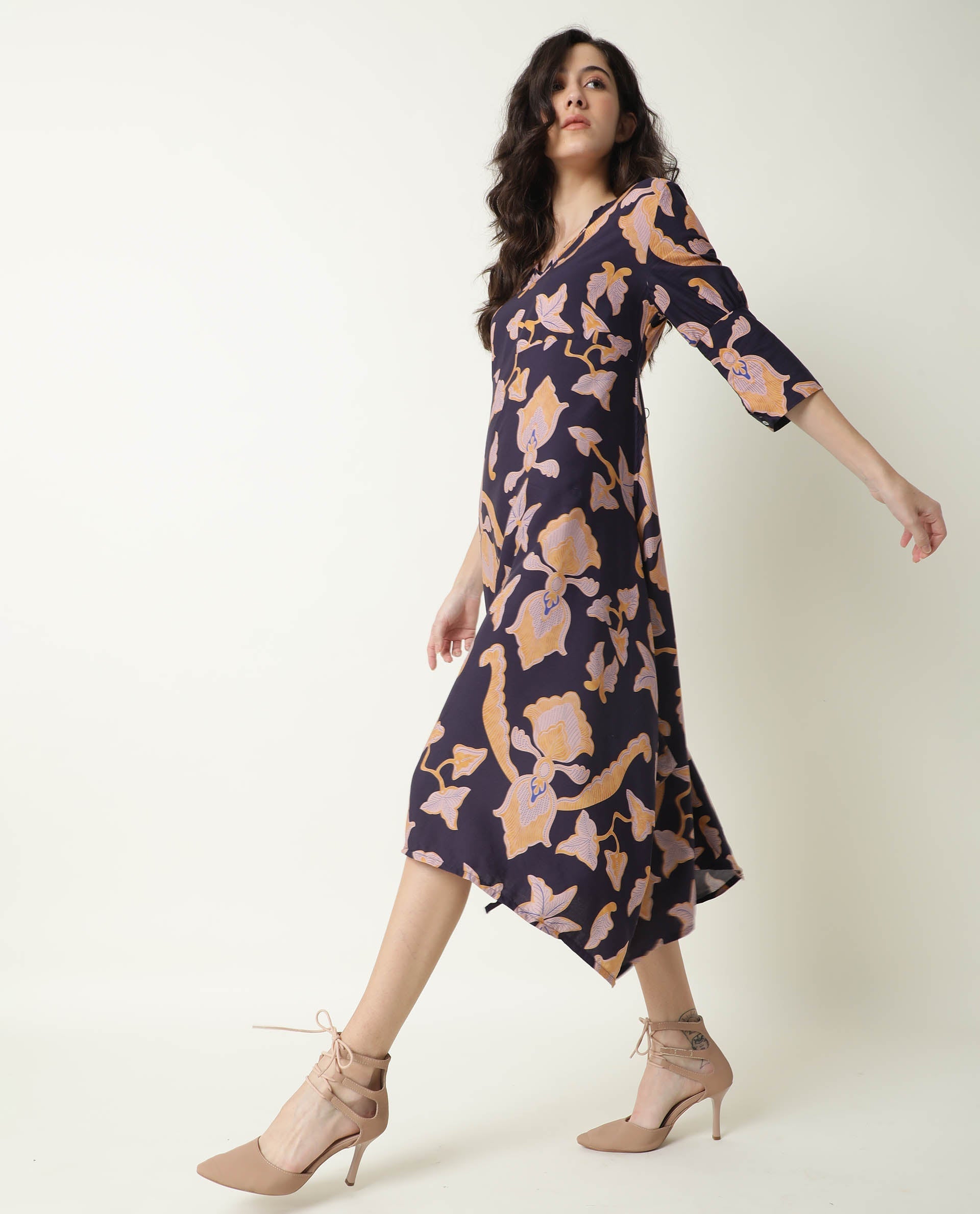 Rareism Women's Kenna Navy V-Neck Abstract Print Knee Length Regular Fit Dress