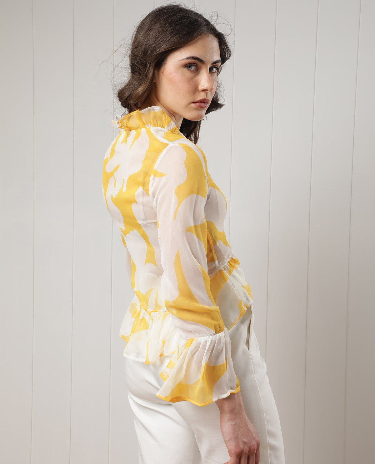 Rareism Women Simone White Polyester Fabric Full Sleeves Tie-Up Closure V-Neck Bell Sleeve Regular Fit Floral Print Shrug