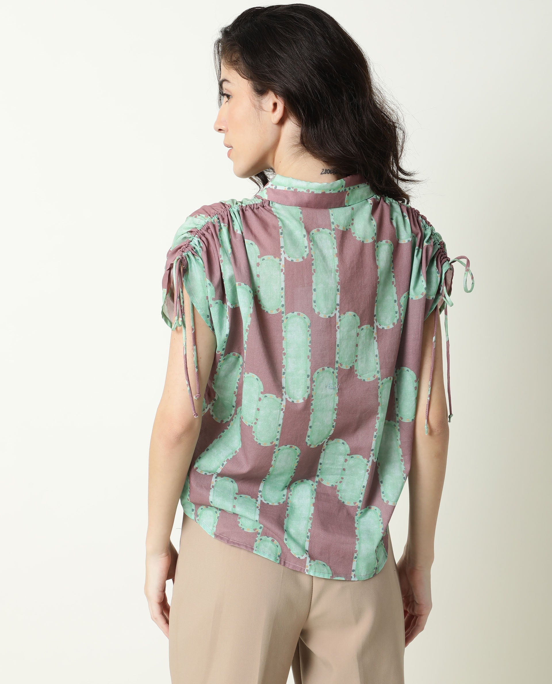 Rareism Women's Hudson Pink Spread Collar Geometric Print Knee Length Relaxed Fit Top
