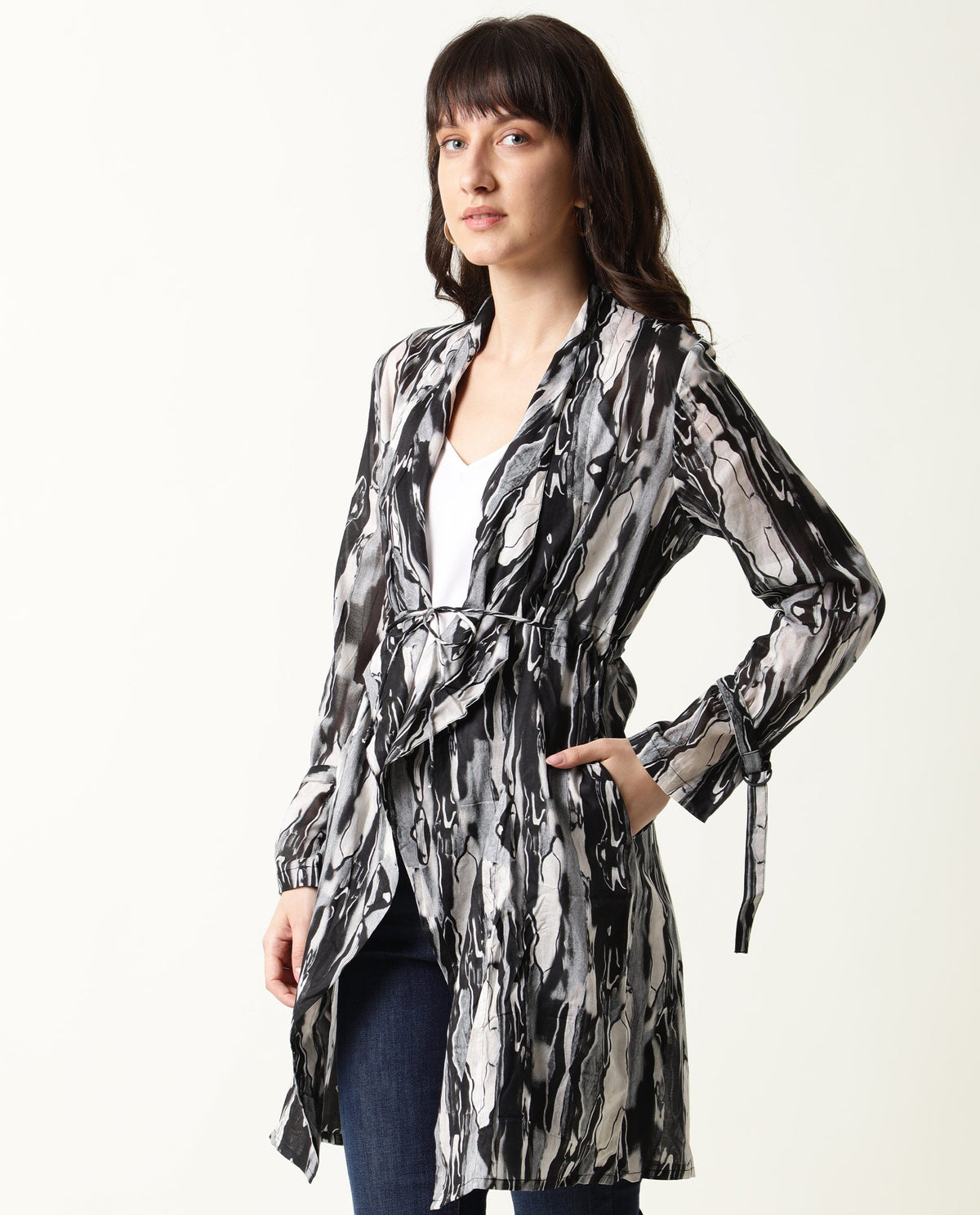 Rareism Women Shake Black Cotton Fabric Relaxed Fit Knee Length Abstract Print Collarless Outer Wear