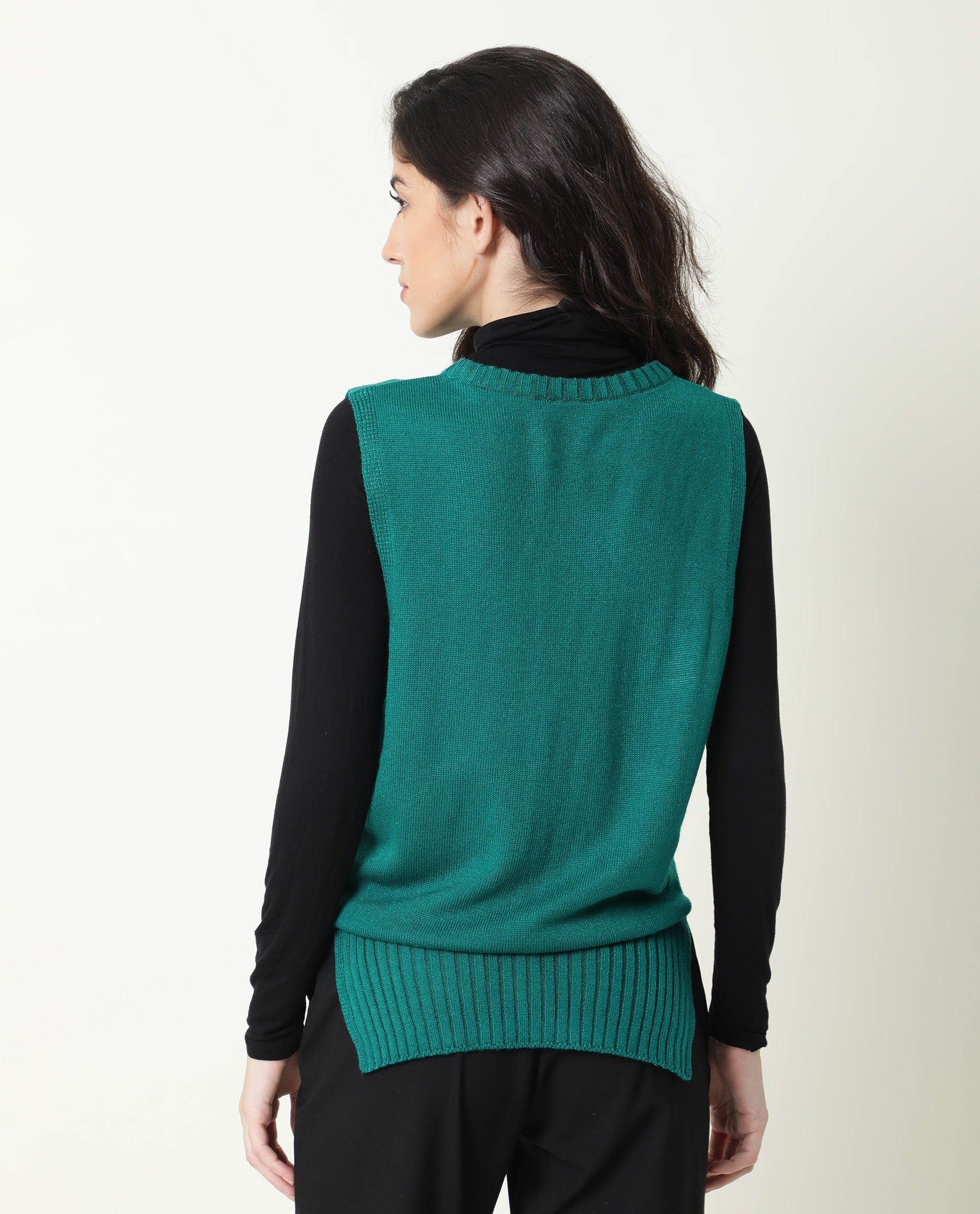 Rareism Women Sleek Green Sweater Sleeveless