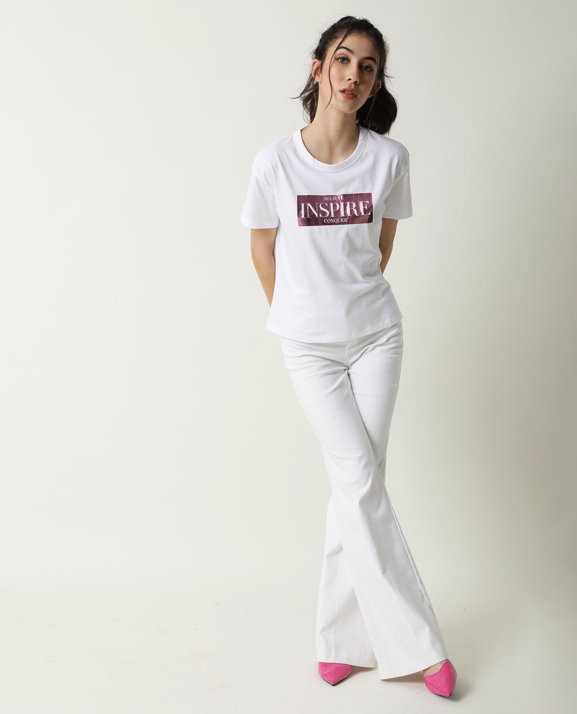 Rareism Women Inago White Cotton Fabric Regular Fit Half Sleeves Graphic Print Crew Neck T-Shirt