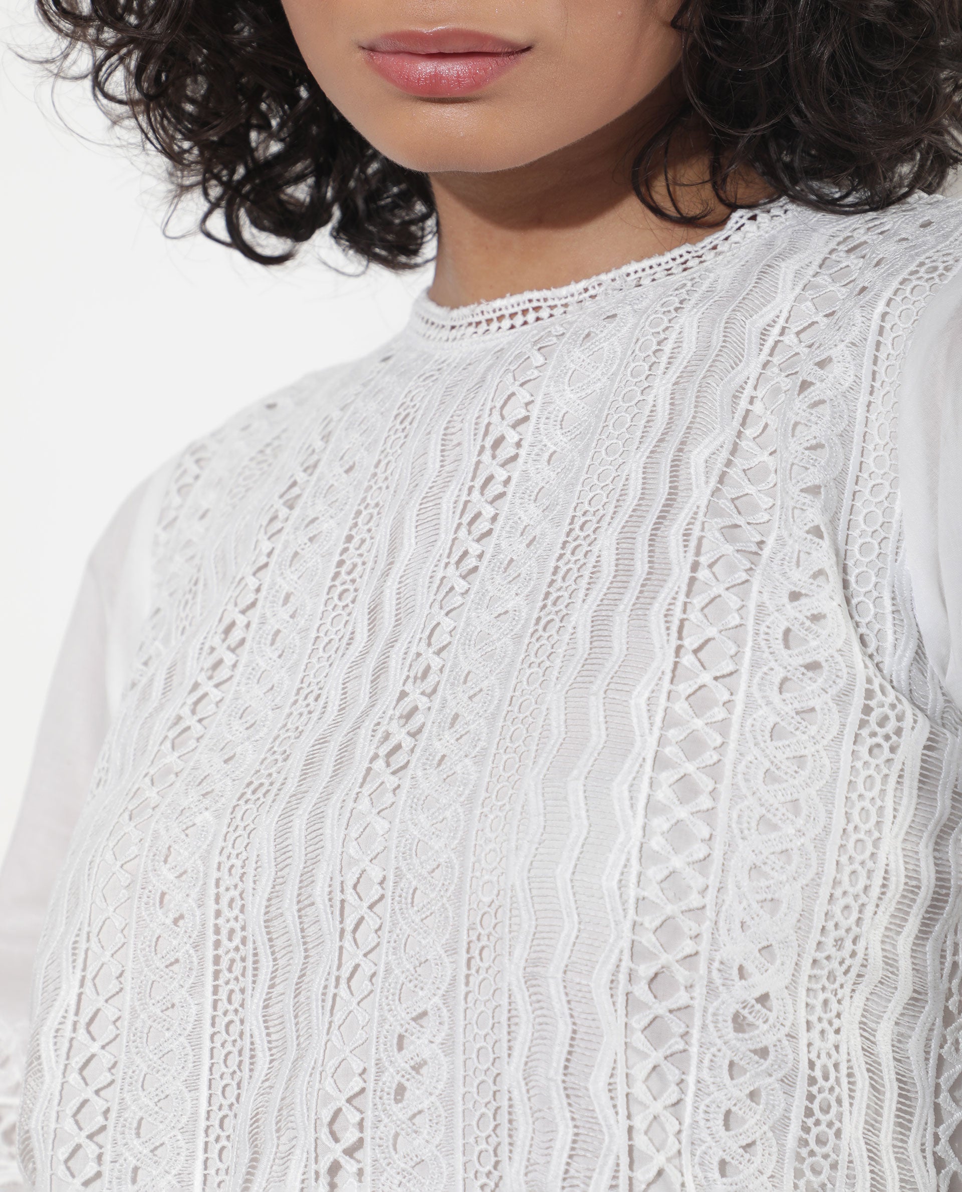 Rareism Women's Darmini White Cotton Crew Neck Plain Puff Sleeves Knee Length Relaxed Fit Dress