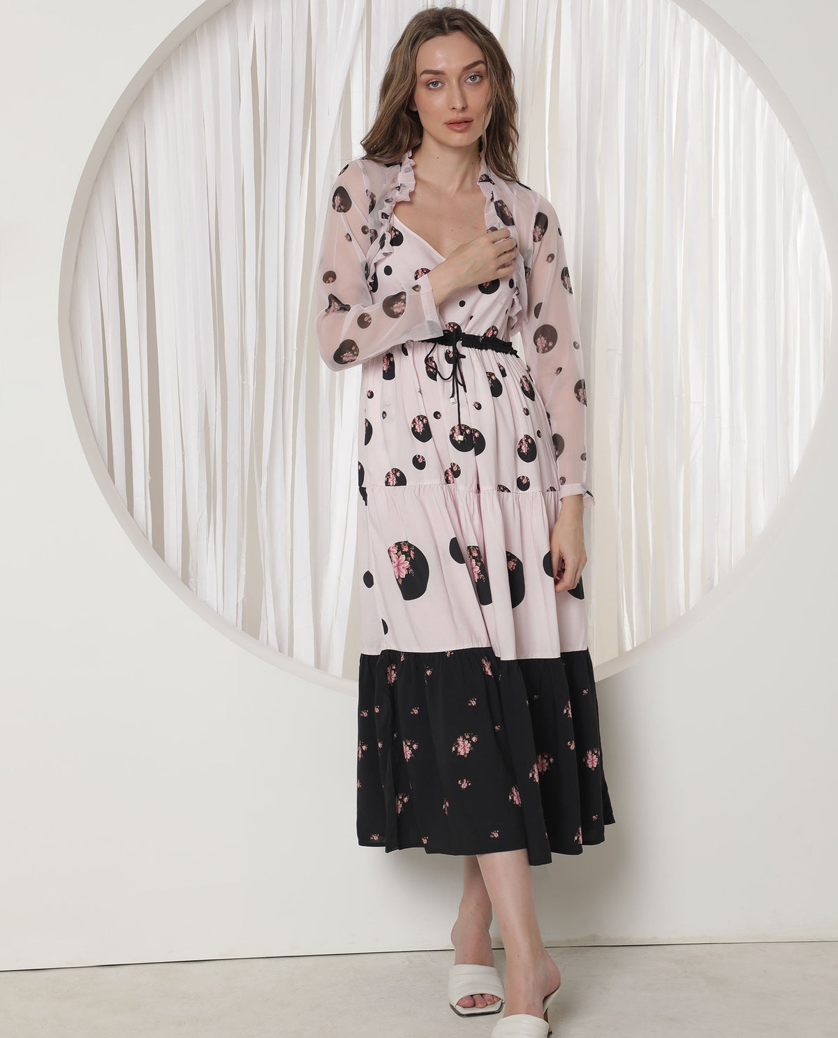 Rareism Women Fern Light Pink Polyester Fabric Full Sleeves Regular Fit Floral Print Shrug