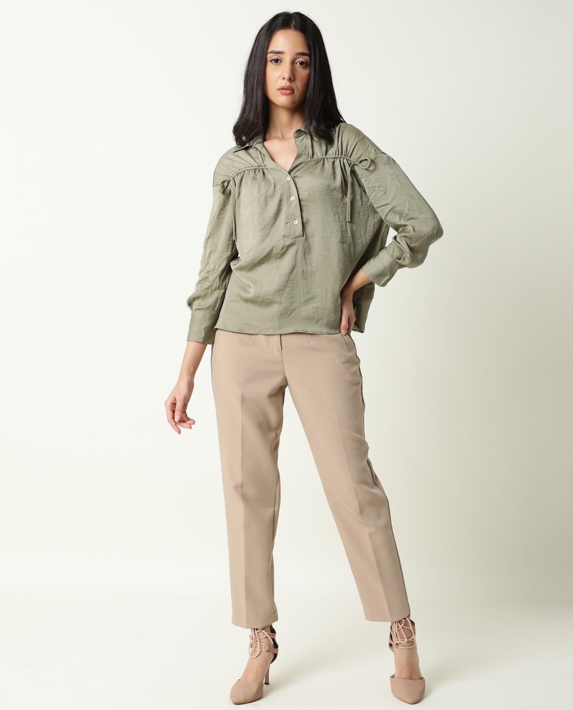Rareism Women's Hullay Green Spread Collar Plain Knee Length Tailored Top
