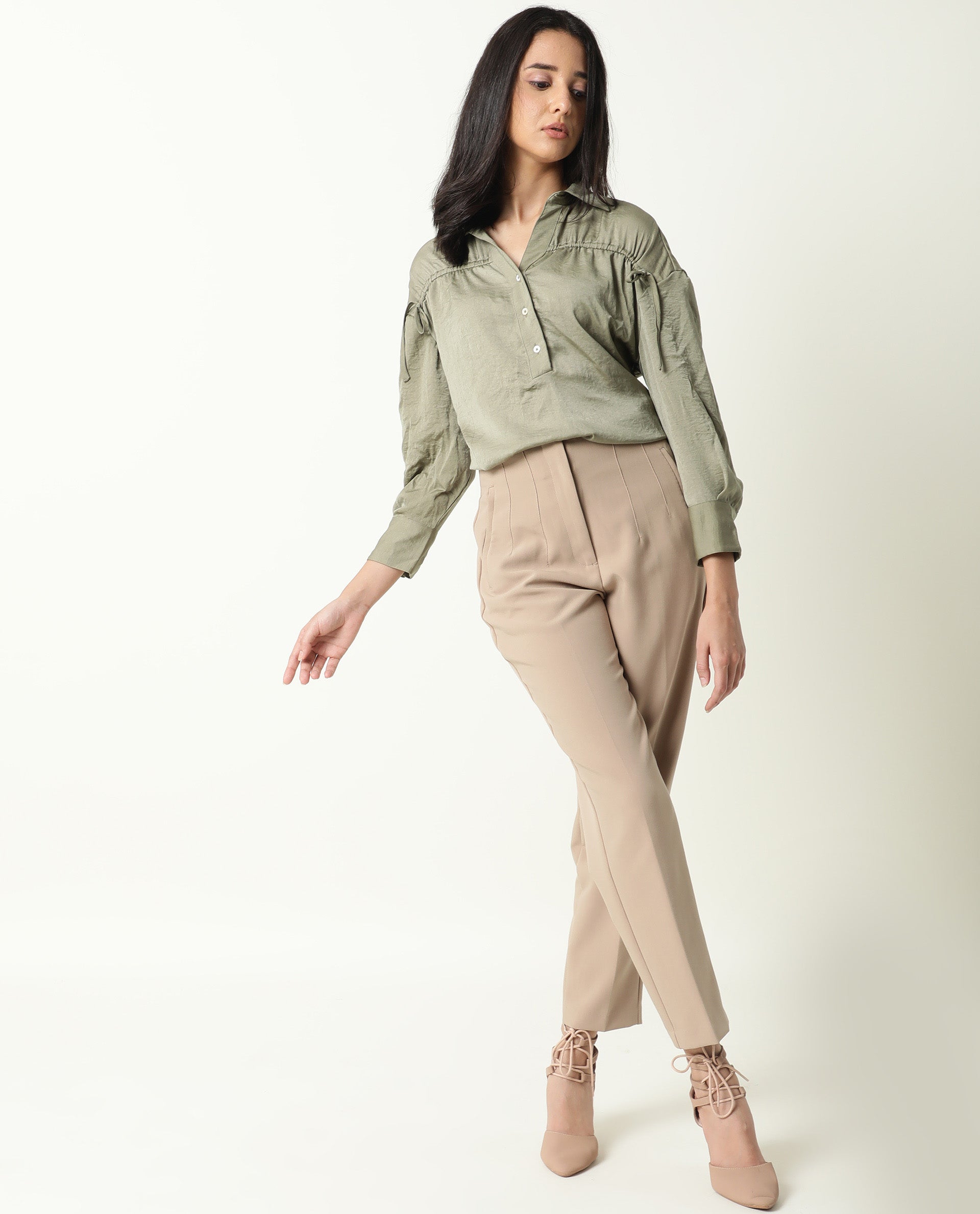 Rareism Women's Hullay Green Spread Collar Plain Knee Length Tailored Top