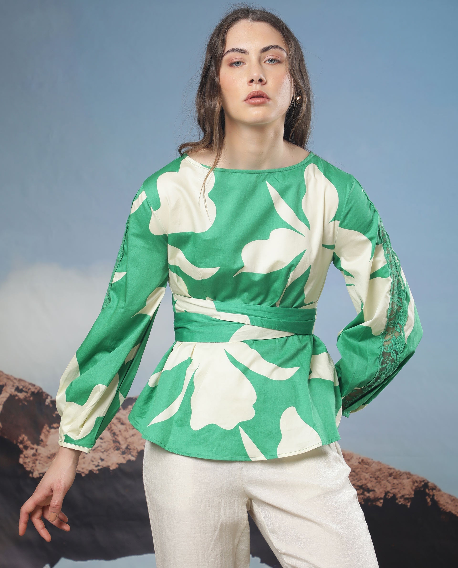 Rareism Women's Sloane Green Boat Neck Floral Print Knee Length Regular Fit Top