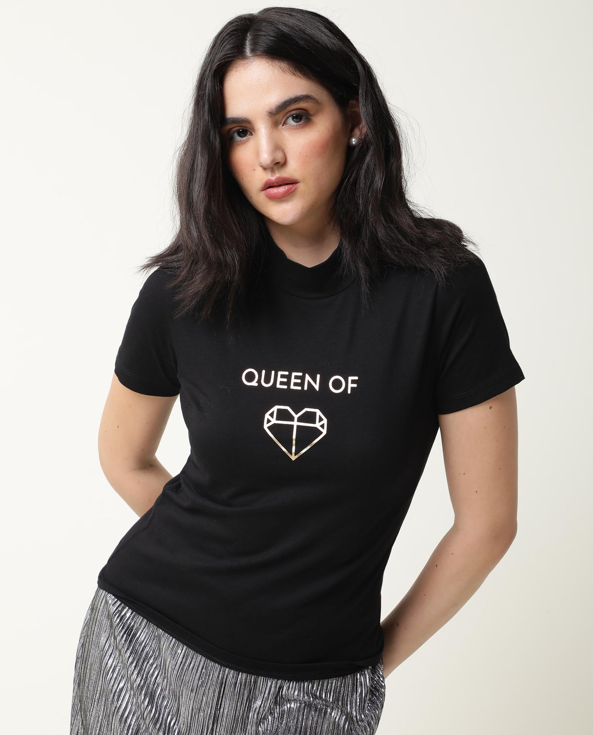 Rareism Women Queenie Black Poly Cotton Fabric Regular Fit Half Sleeves Graphic Print Round Neck T-Shirt