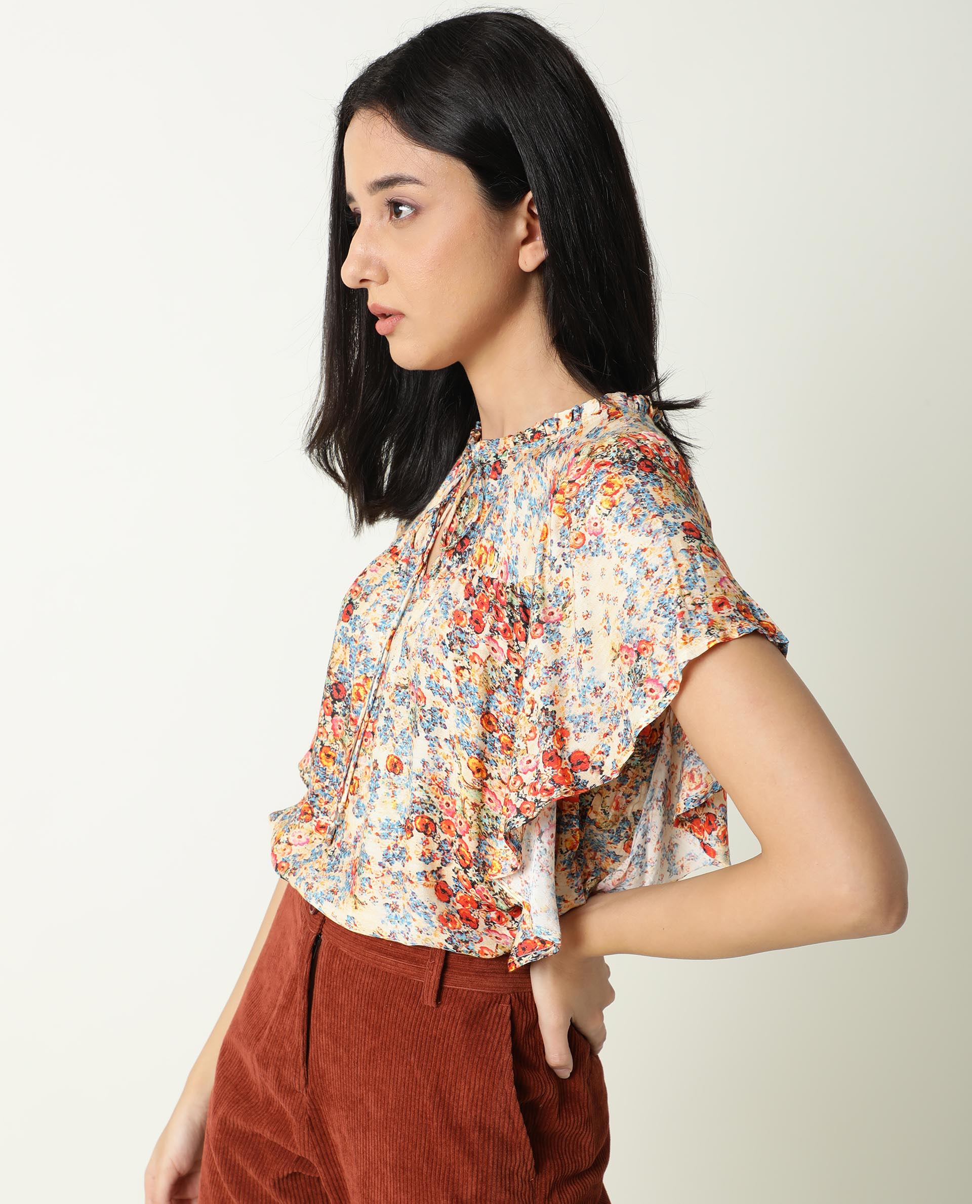 Rareism Women's Nigel Offwhite Cotton Blend Tie-Up Neck Floral Print Ruffled Sleeve Relaxed Fit Top