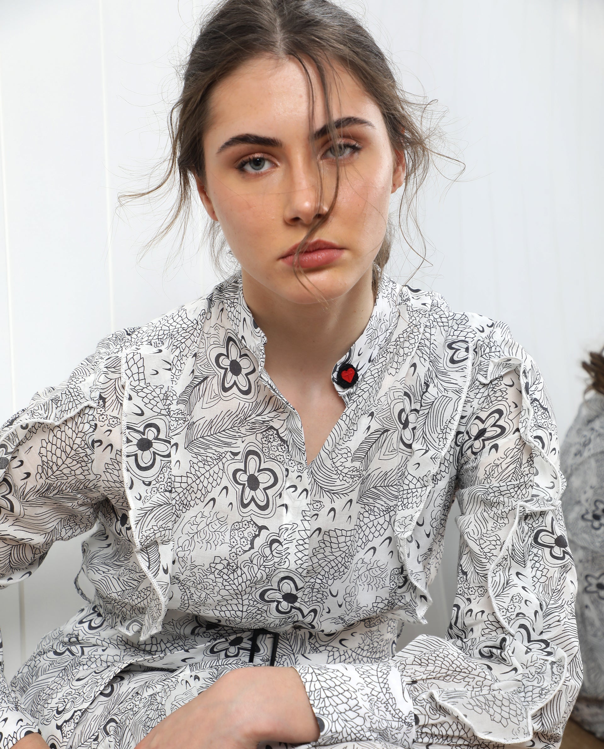 Rareism Women's Roose White Cotton Mandarin Collar Floral Print Knee Length Regular Fit Dress