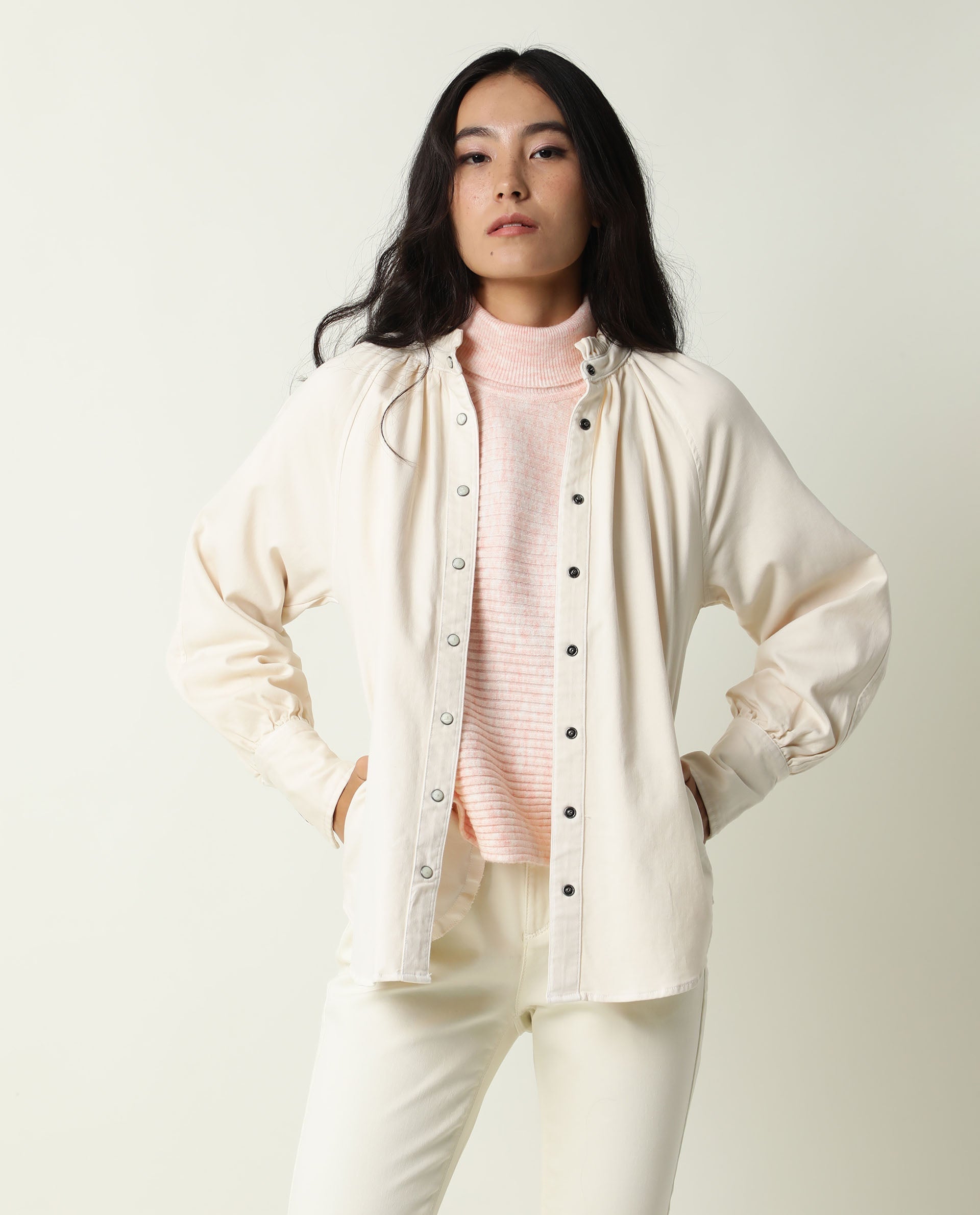 Rareism Women's Bellona Offwhite Cotton Sweetheart Neck Plain Regular Fit Jacket
