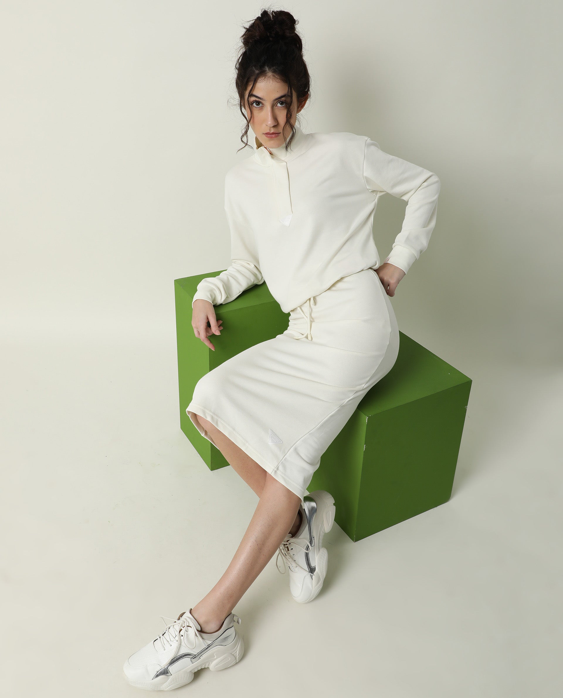 Rareism Women Fudge-1 Off White Poly Cotton Fabric Tailored Fit High Rise Solid Midi Skirt