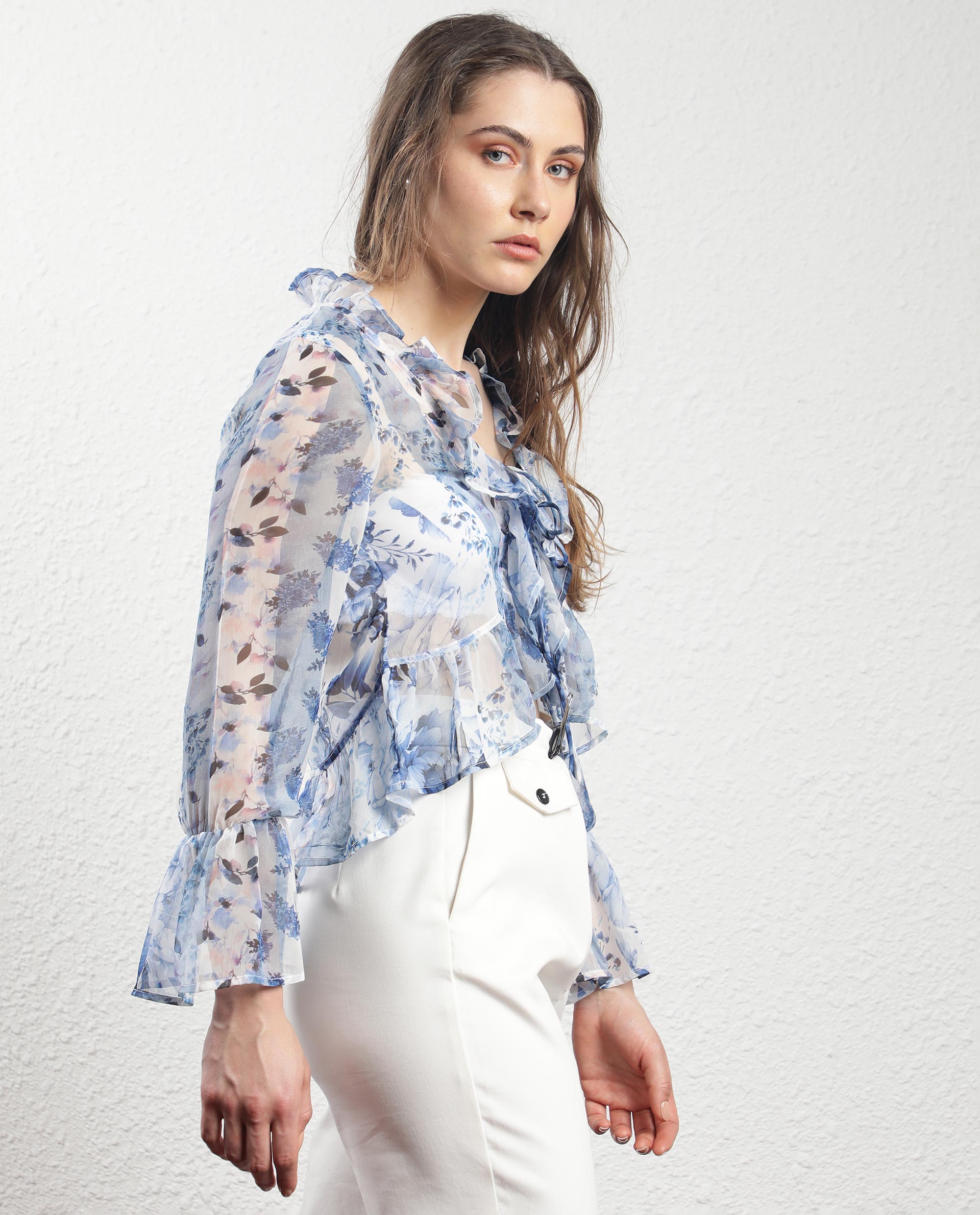 Rareism Women's Julieta Blue Polyester V-Neck Floral Print Bell Sleeve Regular Fit Shrug