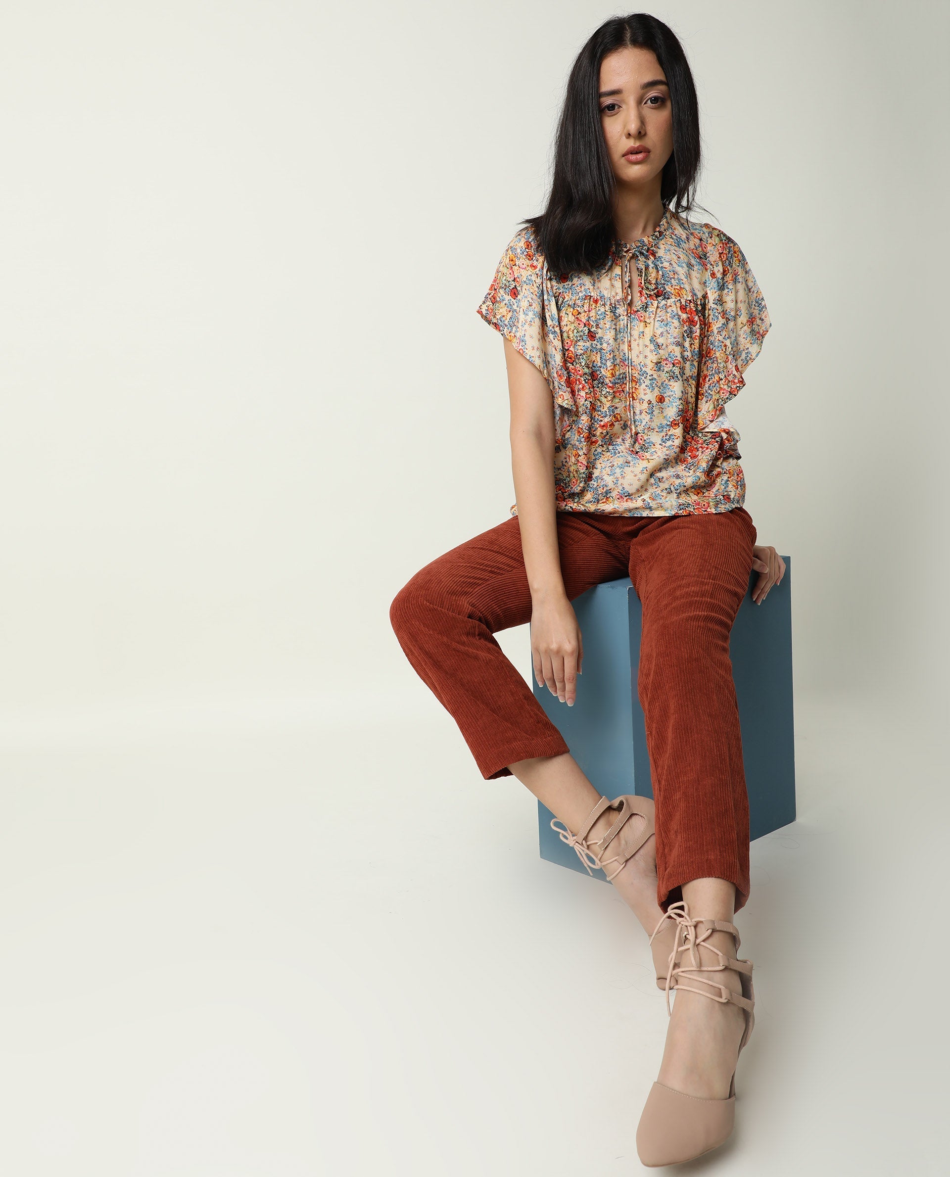 Rareism Women's Nigel Offwhite Cotton Blend Tie-Up Neck Floral Print Ruffled Sleeve Relaxed Fit Top
