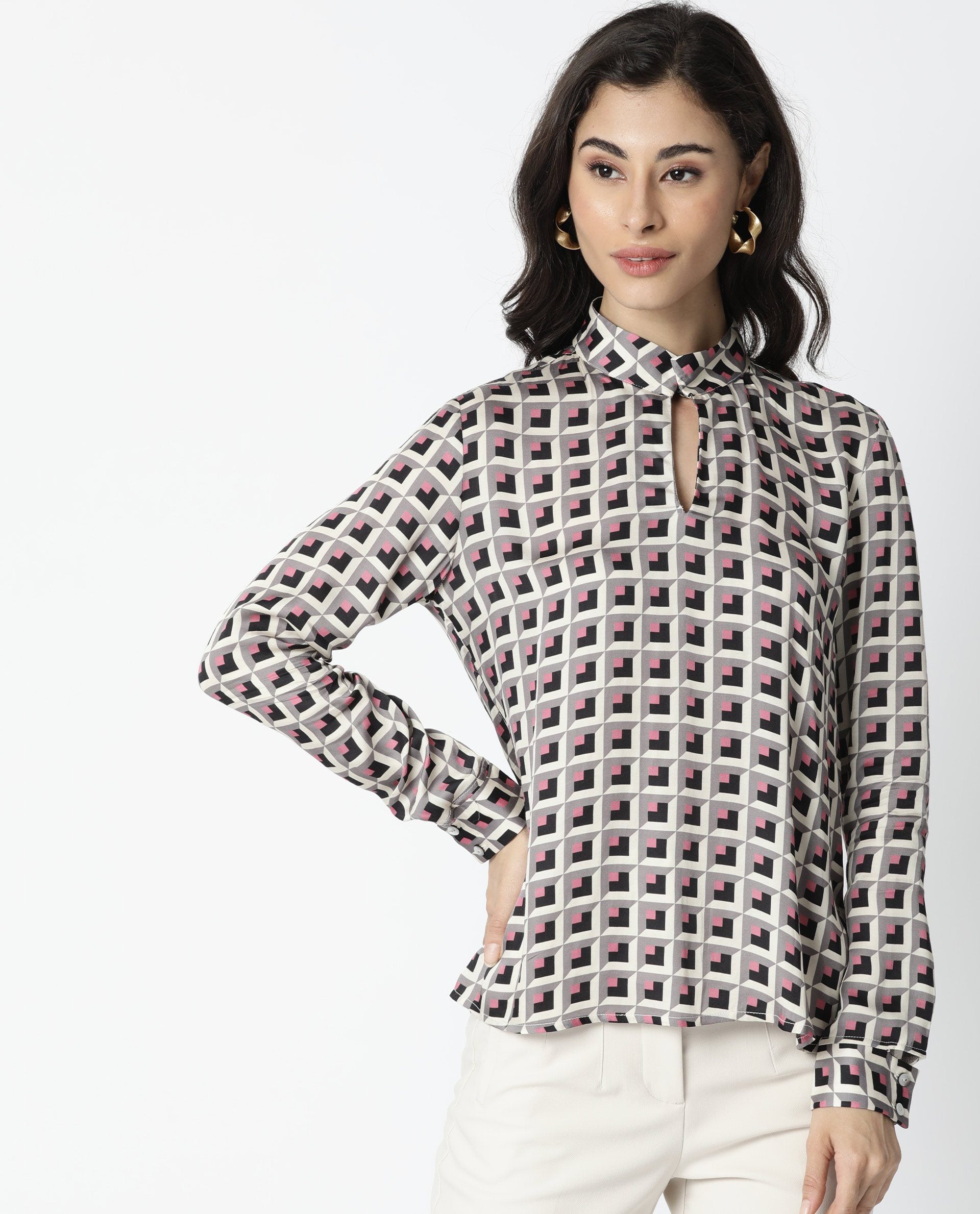 Rareism Women Appar Off White Tailored Fit Mandarin Collar Full Sleeves Geometric Print Top