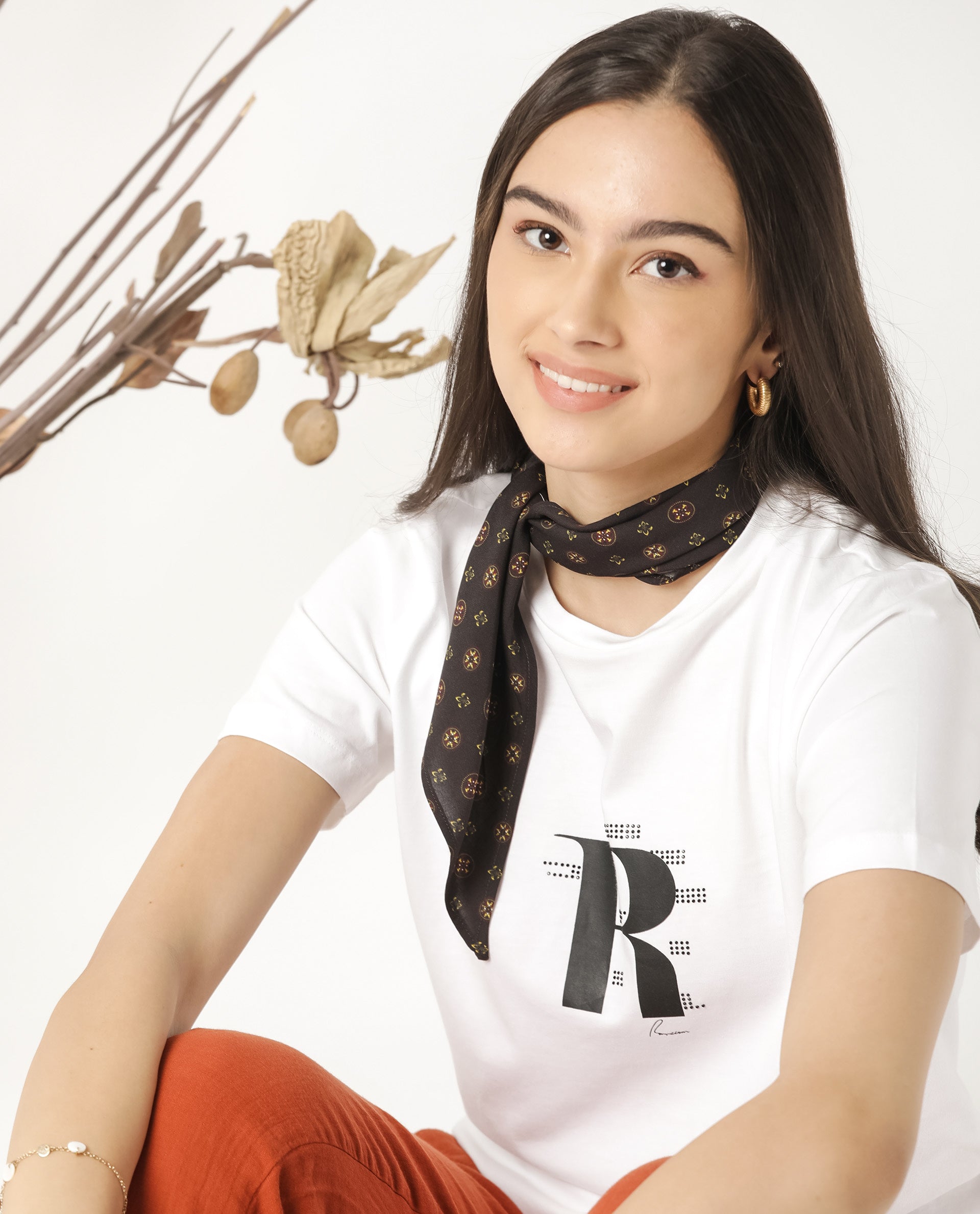 Rareism Women Moes White Cotton Fabric Regular Fit Half Sleeves Graphic Print Round Neck T-Shirt