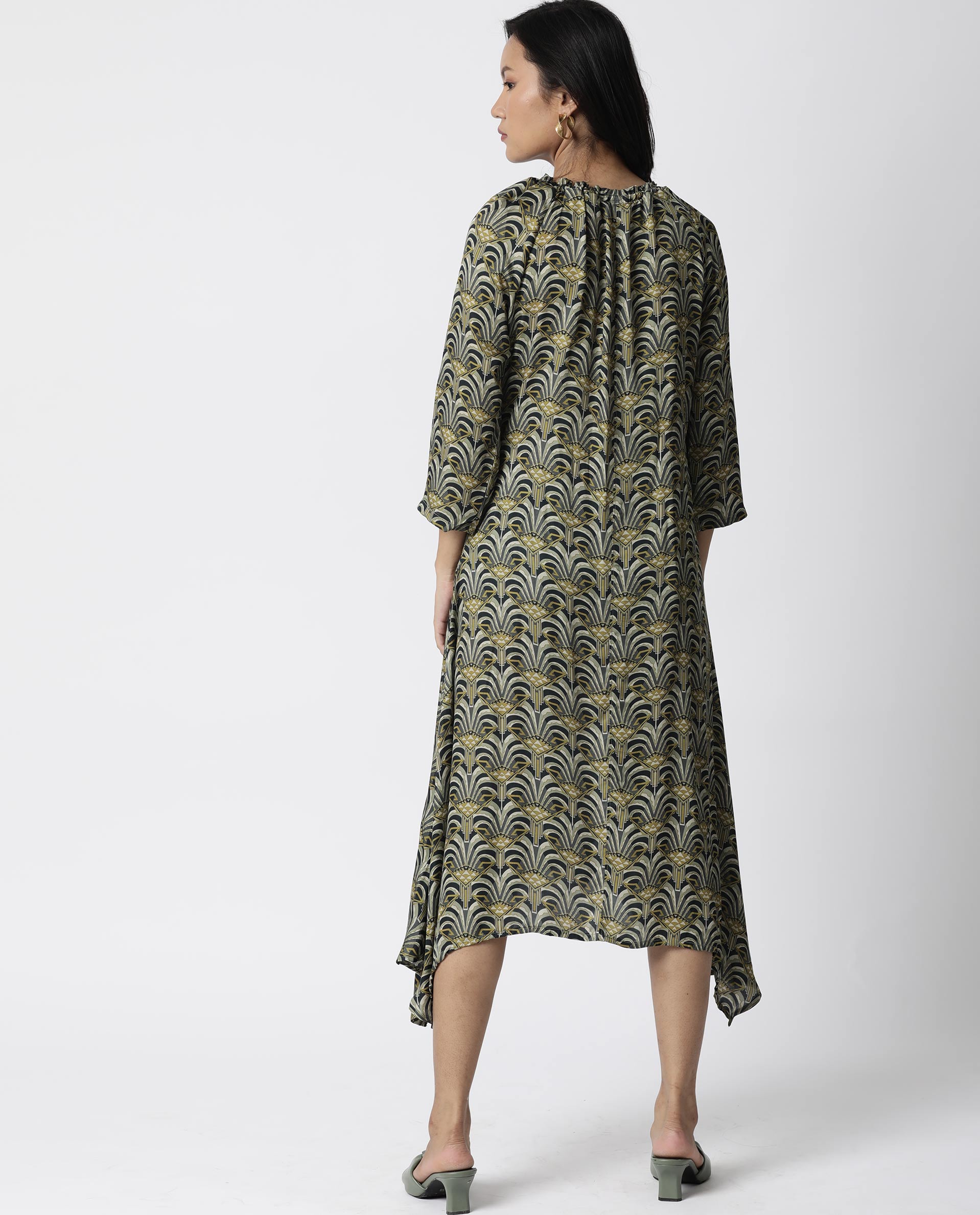 Rareism Women Shlok Green Dress Short Sleeves Printed