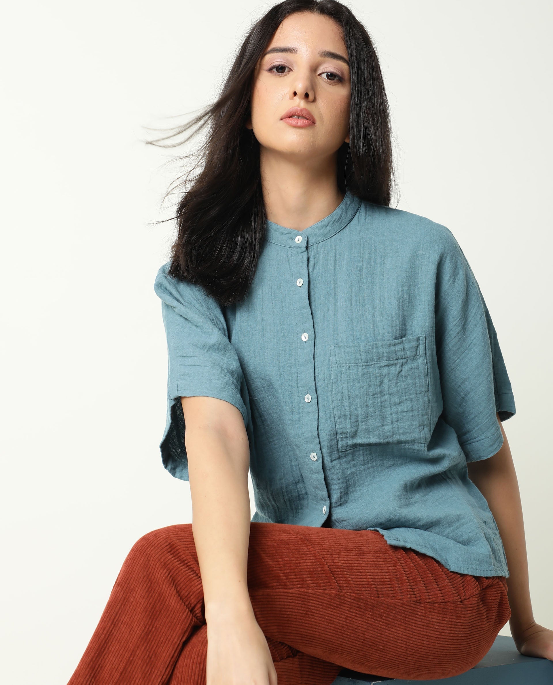 Rareism Women's Imro Green Mandarin Collar Plain Knee Length Tailored Top