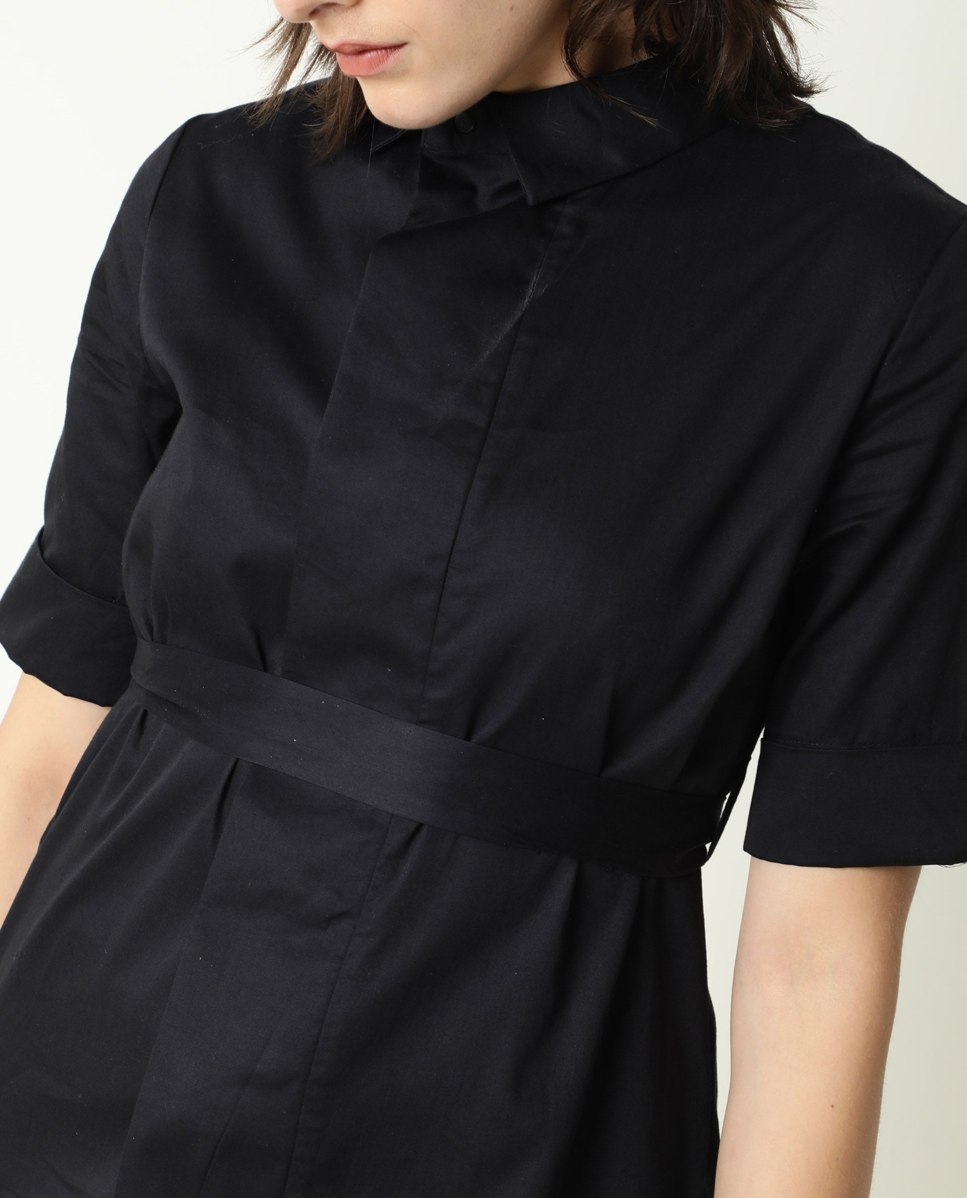 Rareism Women's Glitter Black Spread Collar Plain Knee Length Relaxed Fit Top