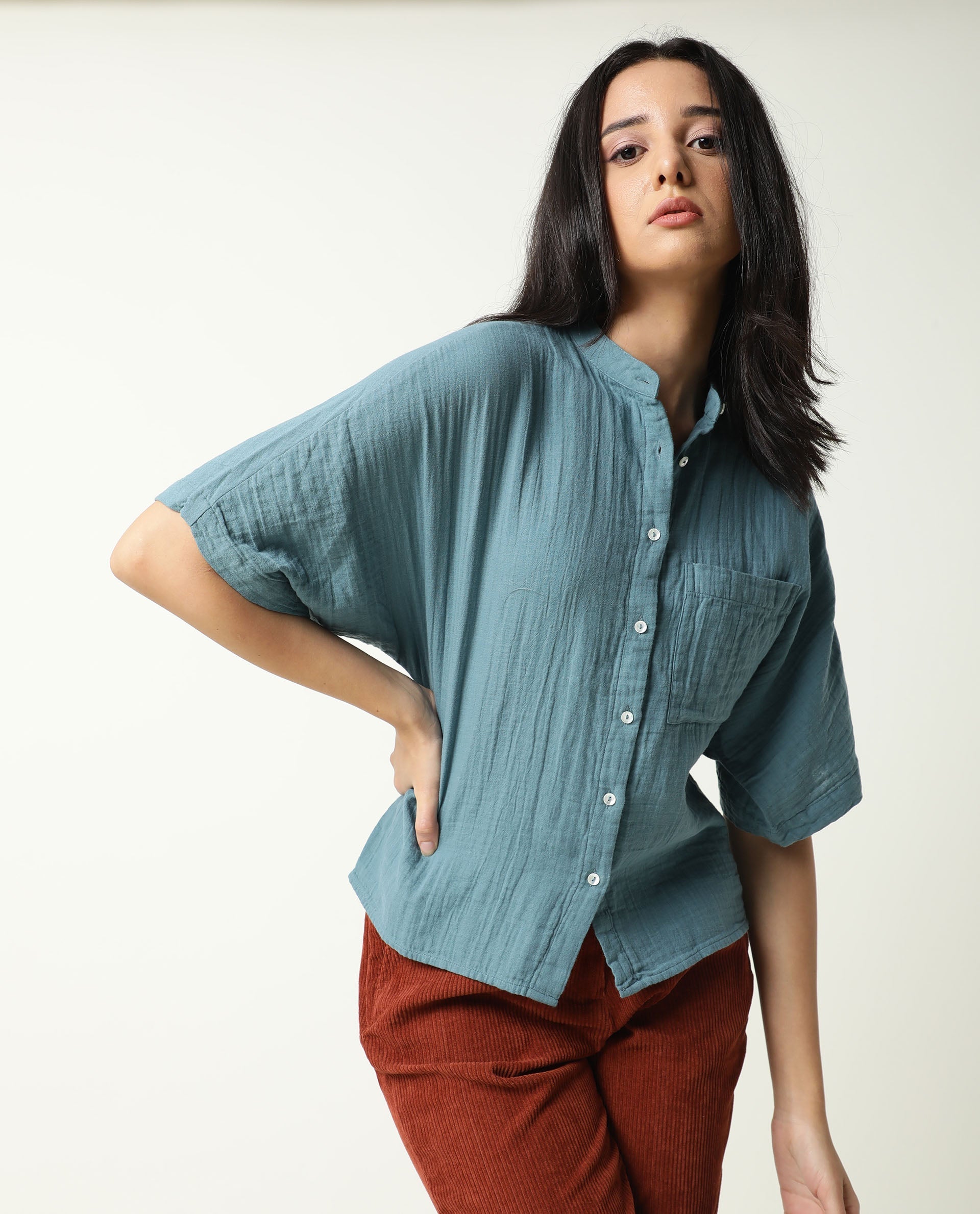 Rareism Women's Imro Green Mandarin Collar Plain Knee Length Tailored Top