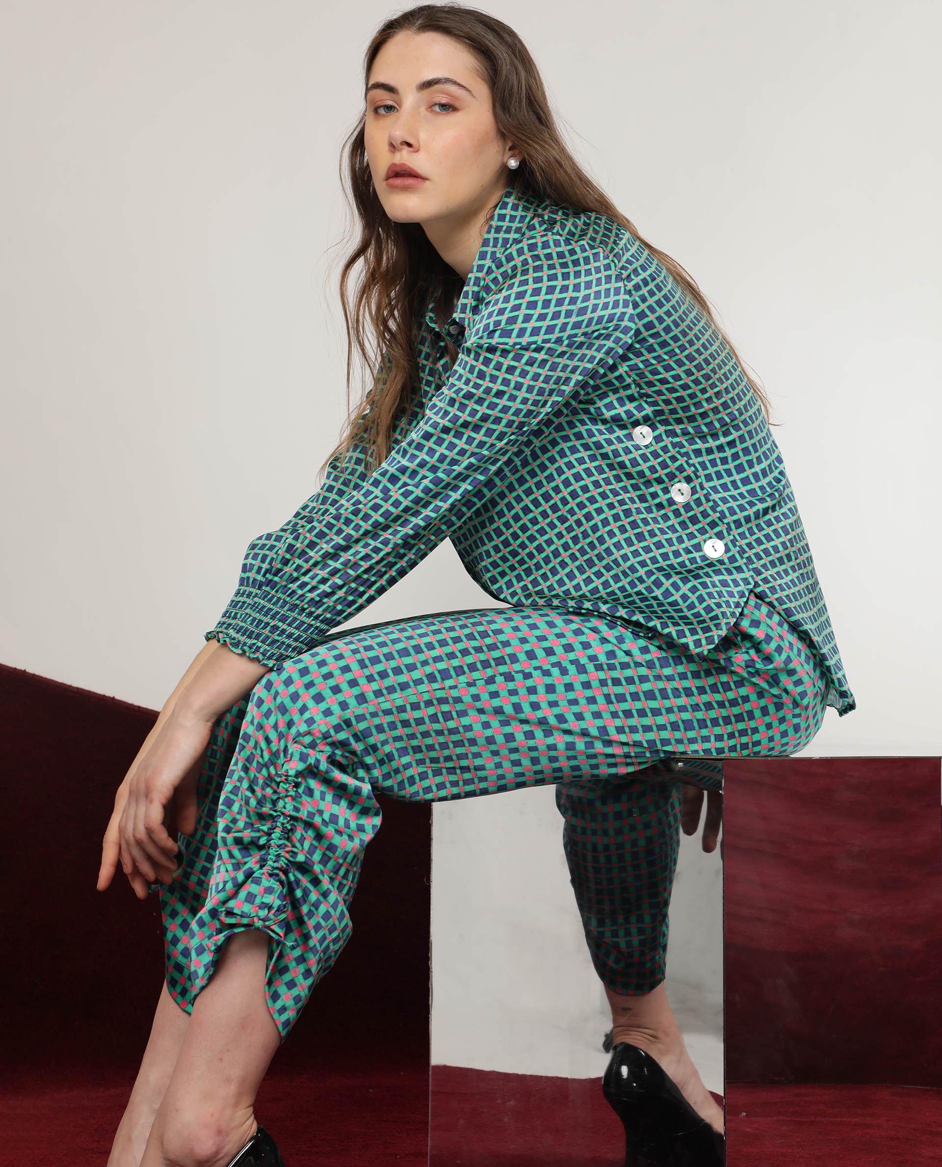 Rareism Women's Emileo Green Polyester Spread Collar Geometric Print Relaxed Fit Top