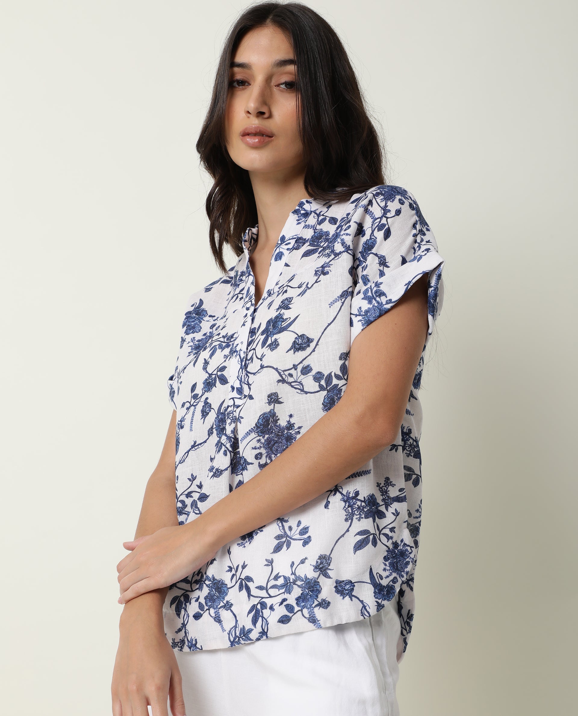 Rareism Womens Infinite White Top Boxy Fit Short Top Cotton Fabric Collared Neck