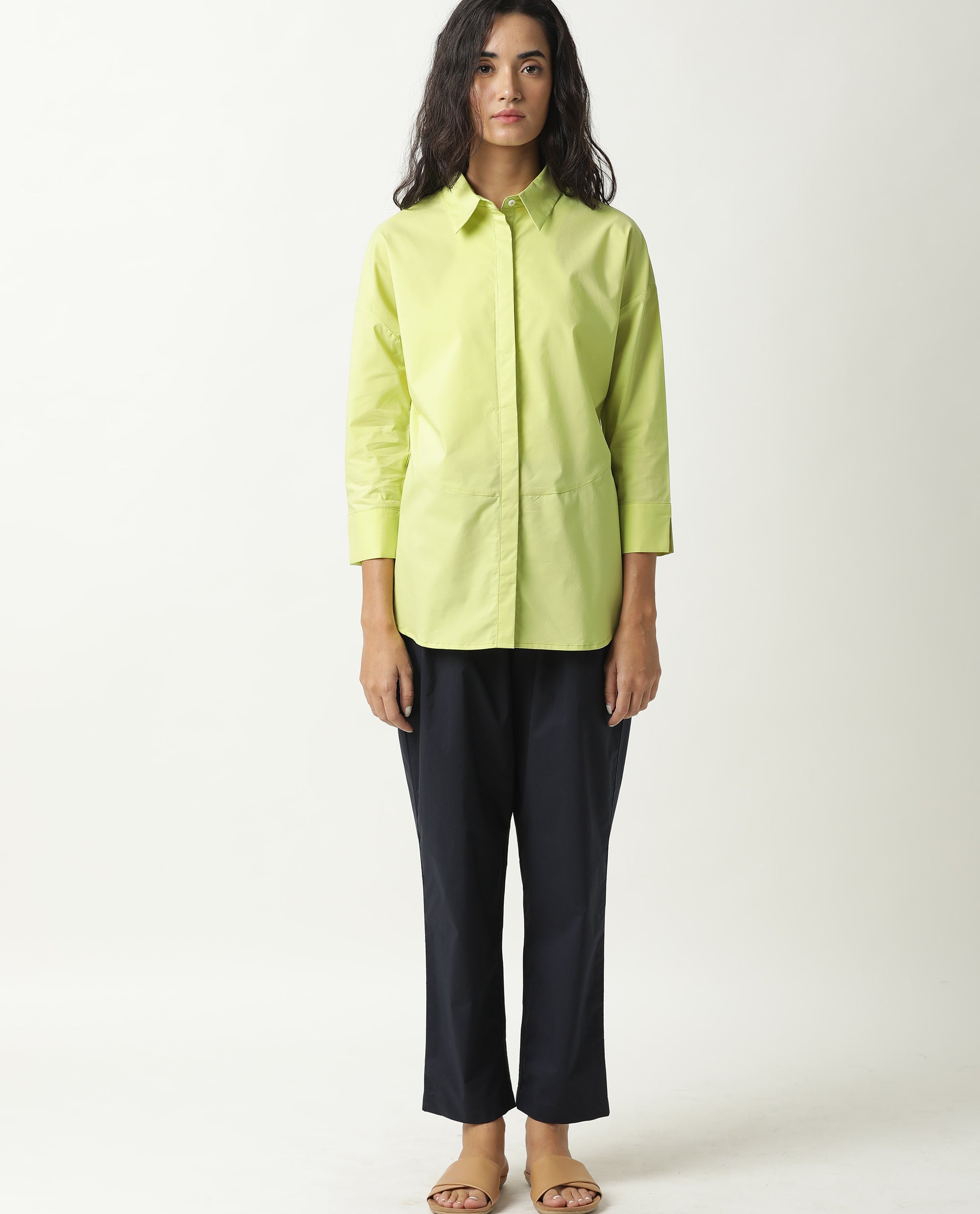 Rareism Women's Eleven Green Spread Collar Plain Knee Length Tailored Top