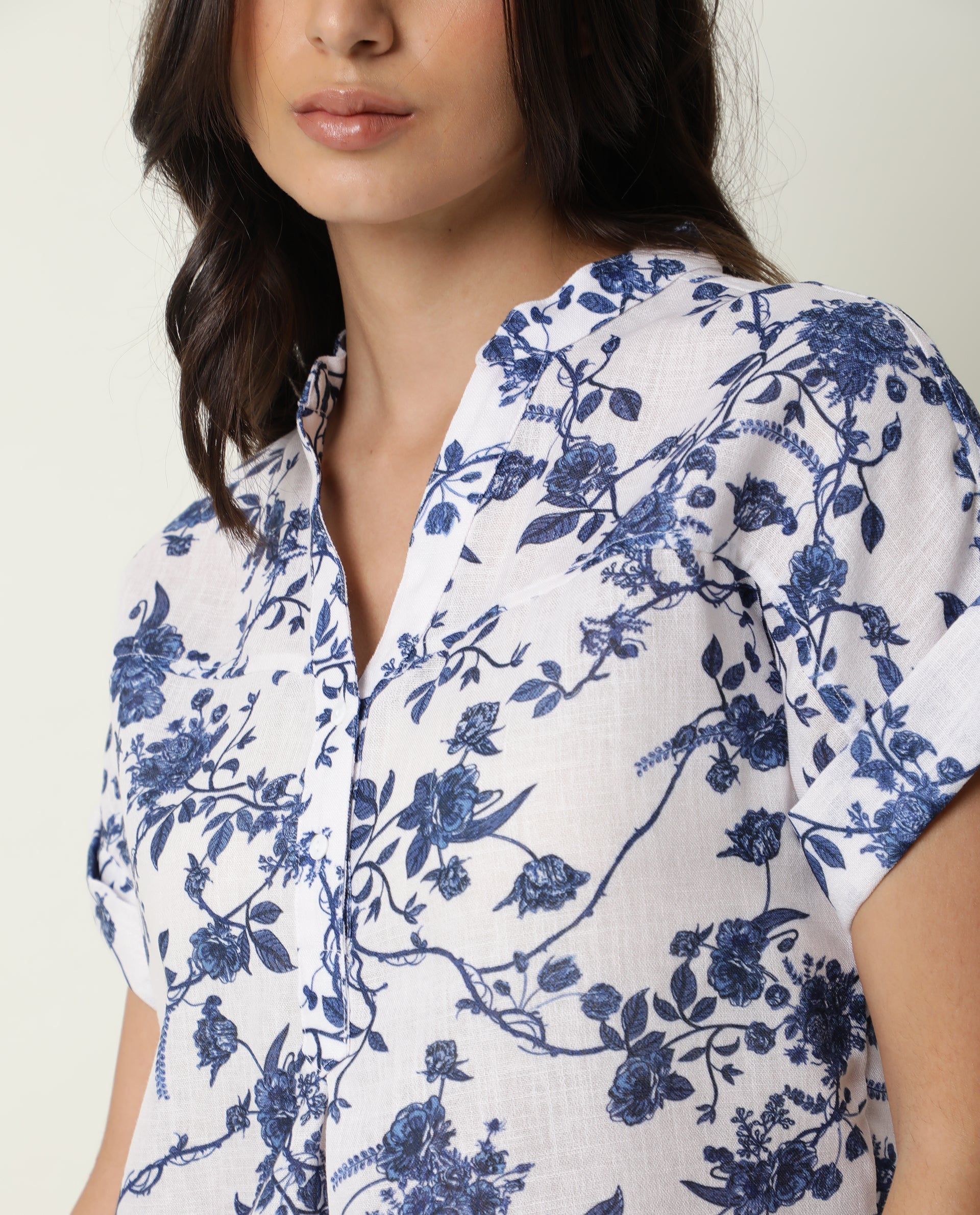 Rareism Womens Infinite White Top Boxy Fit Short Top Cotton Fabric Collared Neck