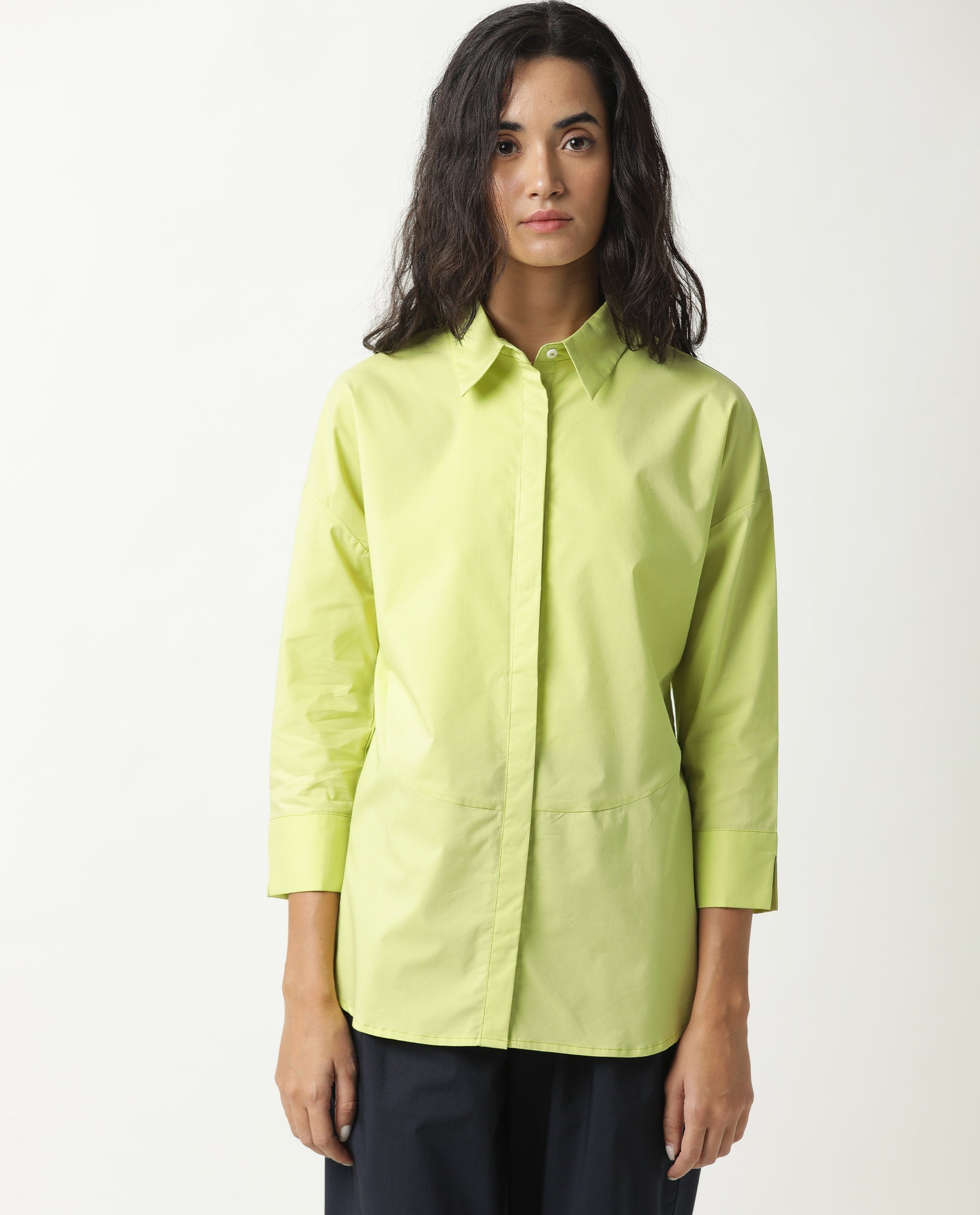 Rareism Women's Eleven Green Spread Collar Plain Knee Length Tailored Top
