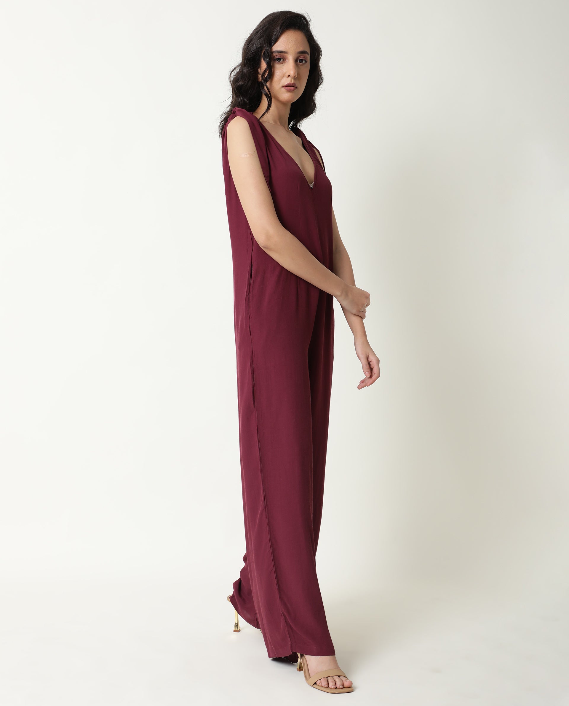Rareism Women's Pivot Maroon Viscose V-Neck Plain Sleeveless Knee Length Tailored Jumpsuit