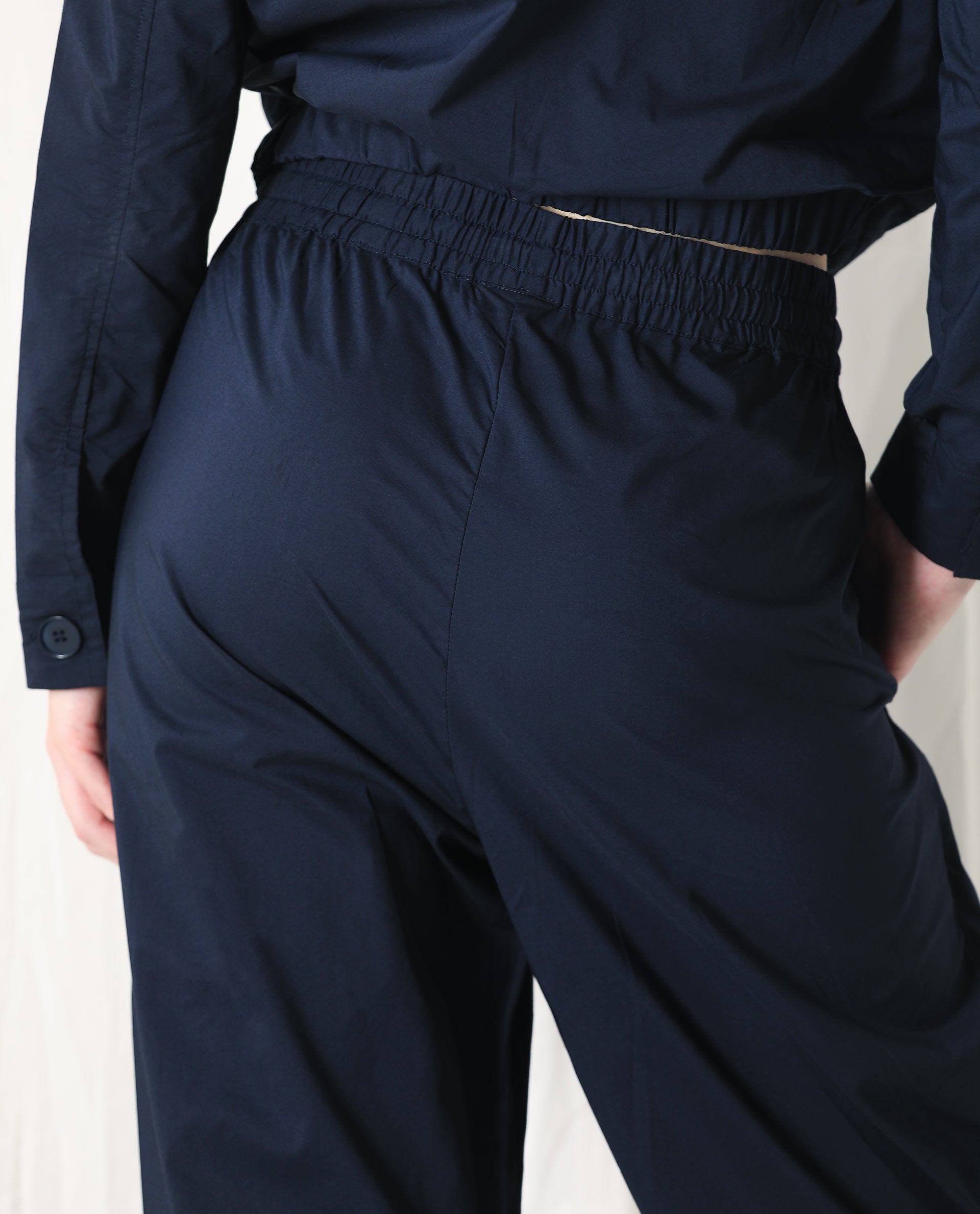 Rareism Women's Juven Navy Polyester Blend Plain Ankle Length Tapered Trouser