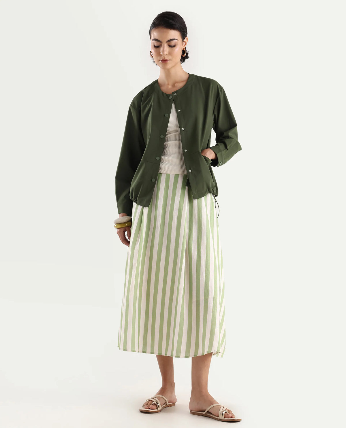 Rareism Women's Indow Olive Round Neck Plain Cuffed Sleeve Regular Fit Jacket