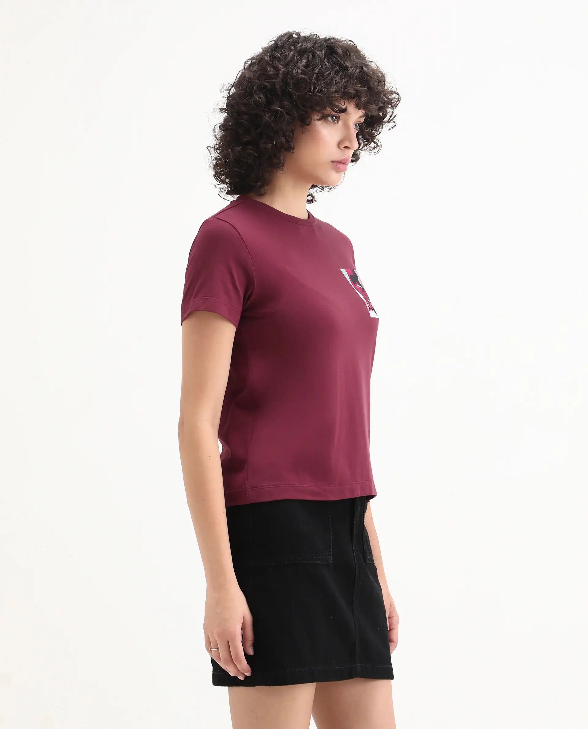Rareism Women's Inki Maroon Cotton Blend Crew Neck Graphic Print Regular Fit T-Shirt