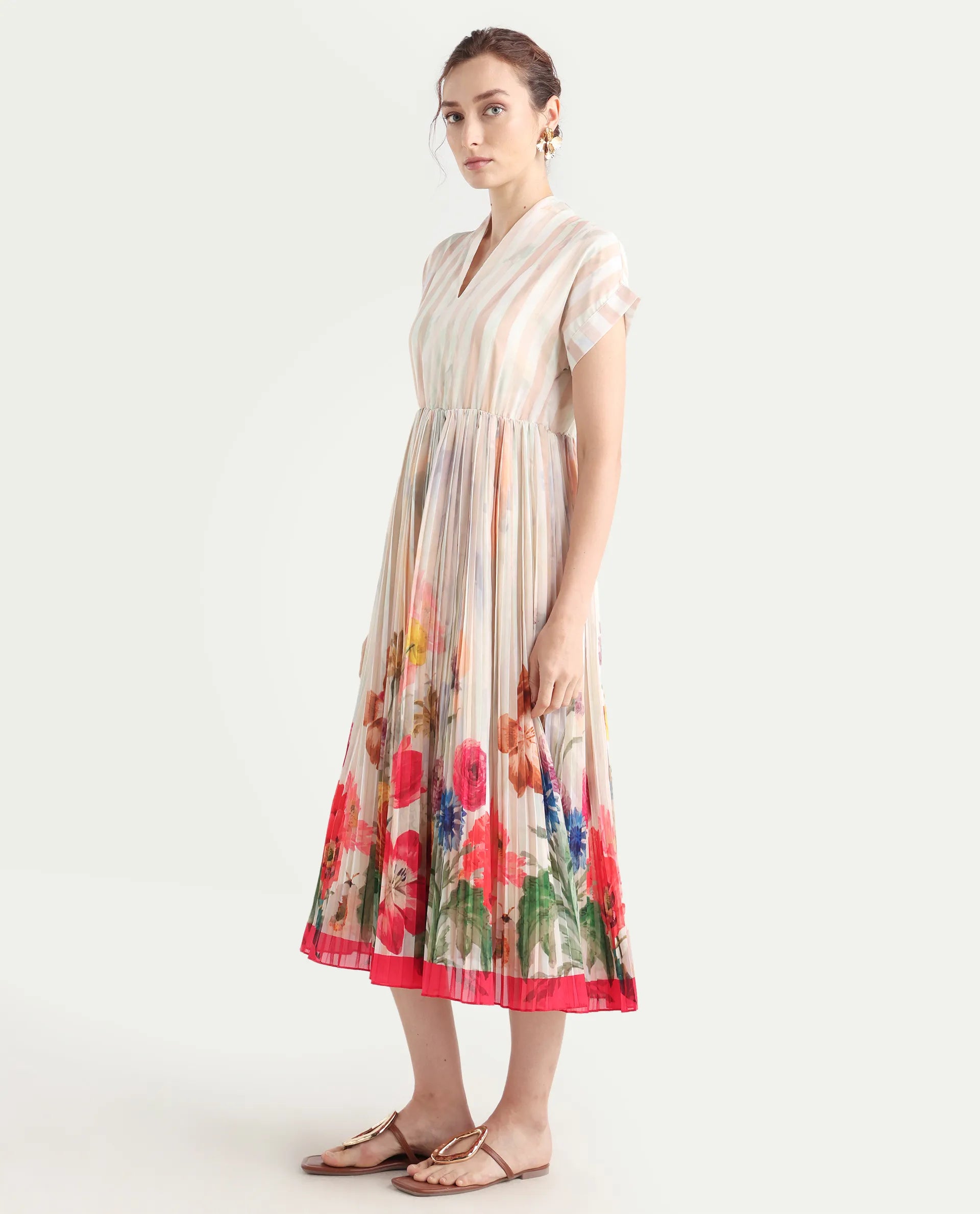 Rareism Women's Inuzuka Light Multi Polyester V-Neck Floral Print Extended Sleeves Midi Fit And Flare Dress