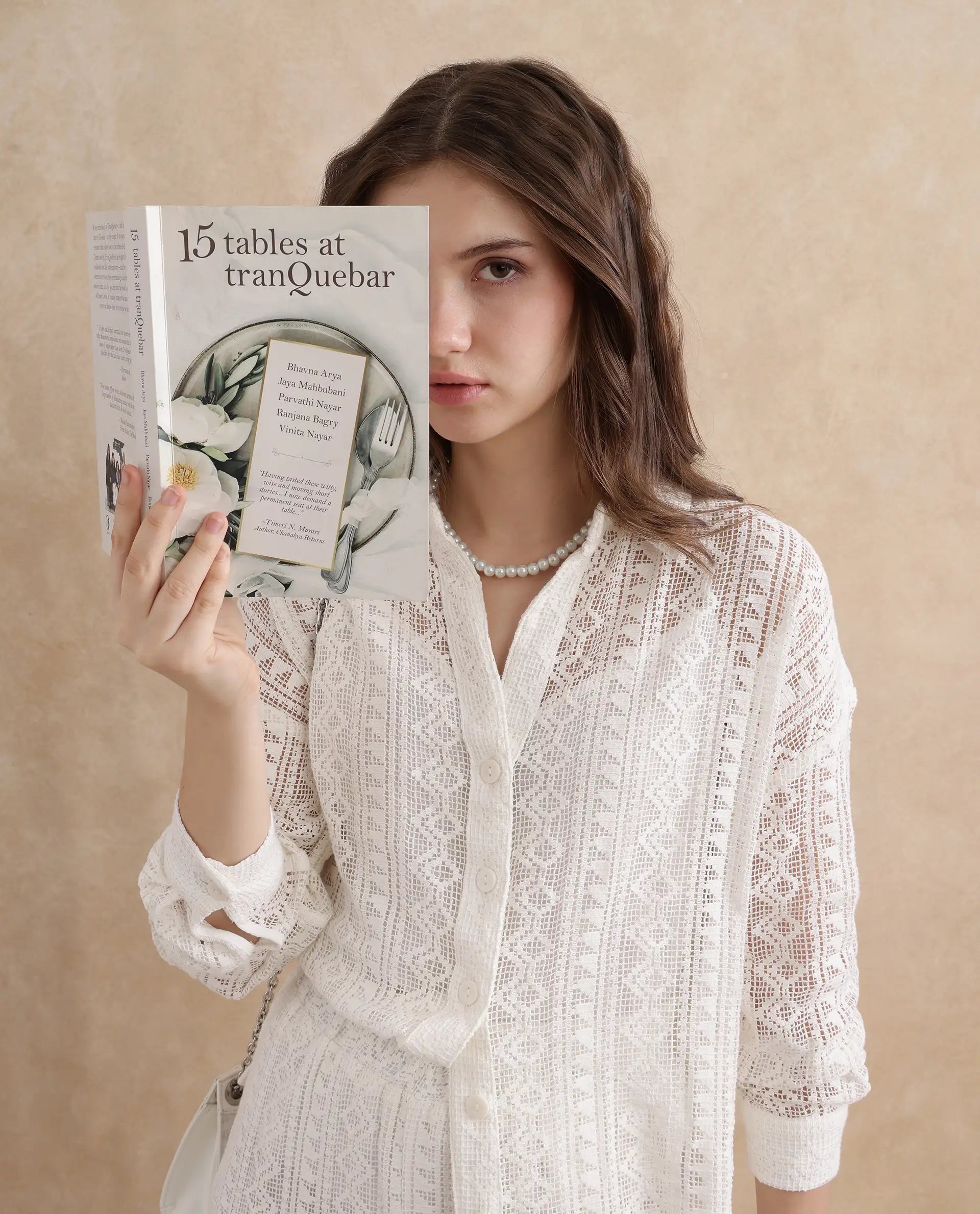 Rareism Women Jancodam-T White Cotton Fabric Cuffed Sleeve V-Neck Relaxed Fit Plain Shirt