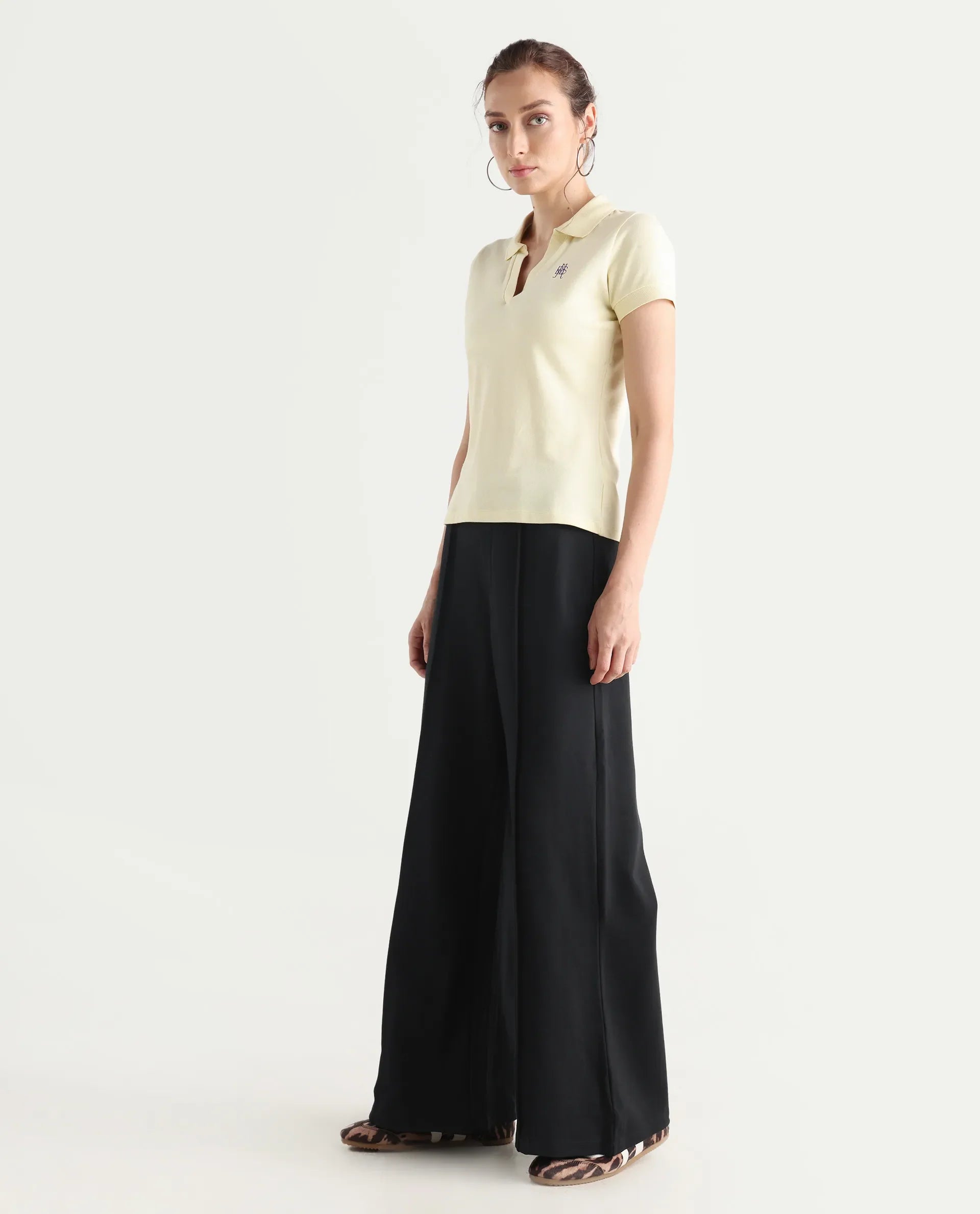 Rareism Women's Jancura Black Viscose Blend Fabric Straight Plain Trouser