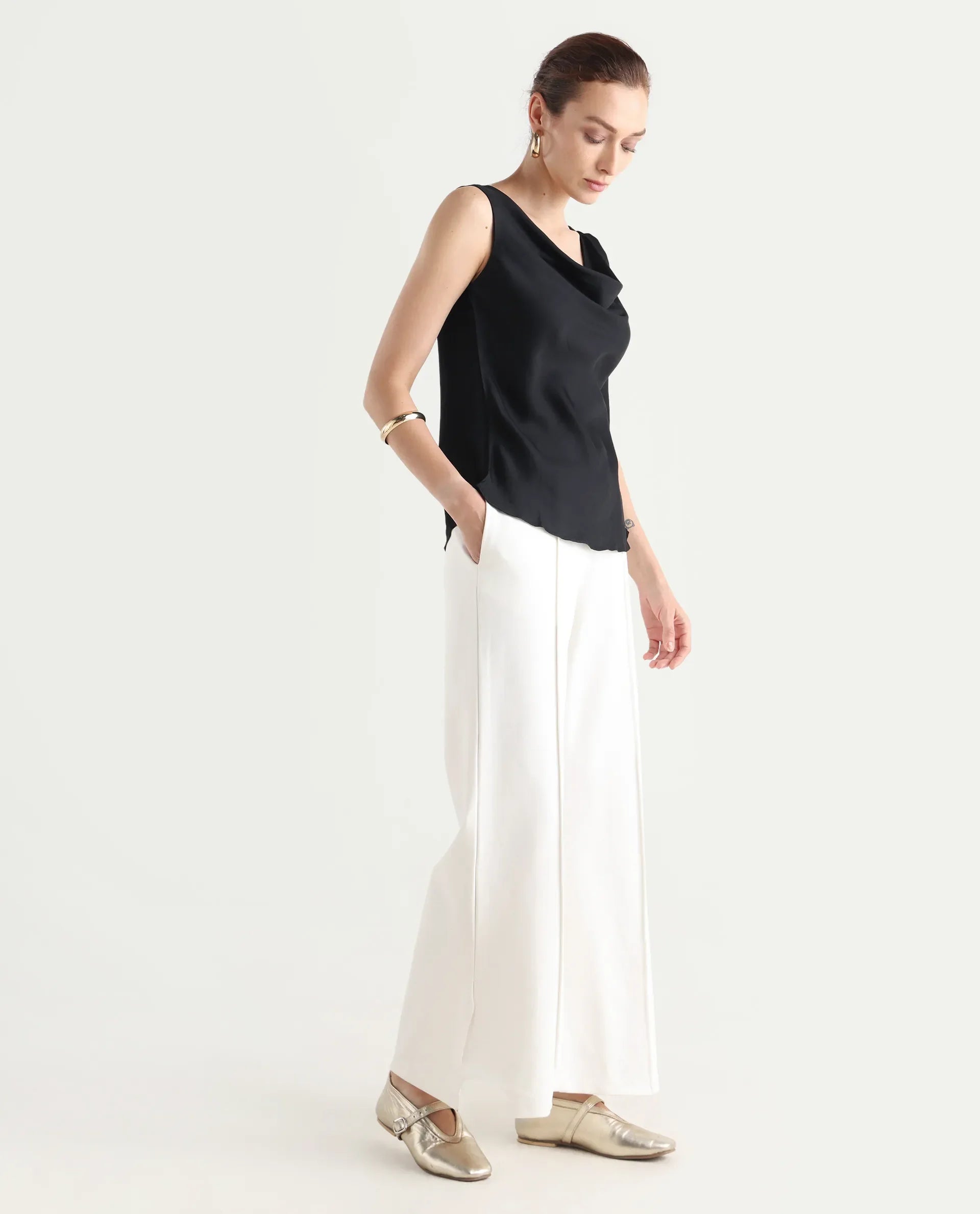Rareism Women's Jancuri Off White Rayon Blend Plain Ankle Length Straight Fit Trouser