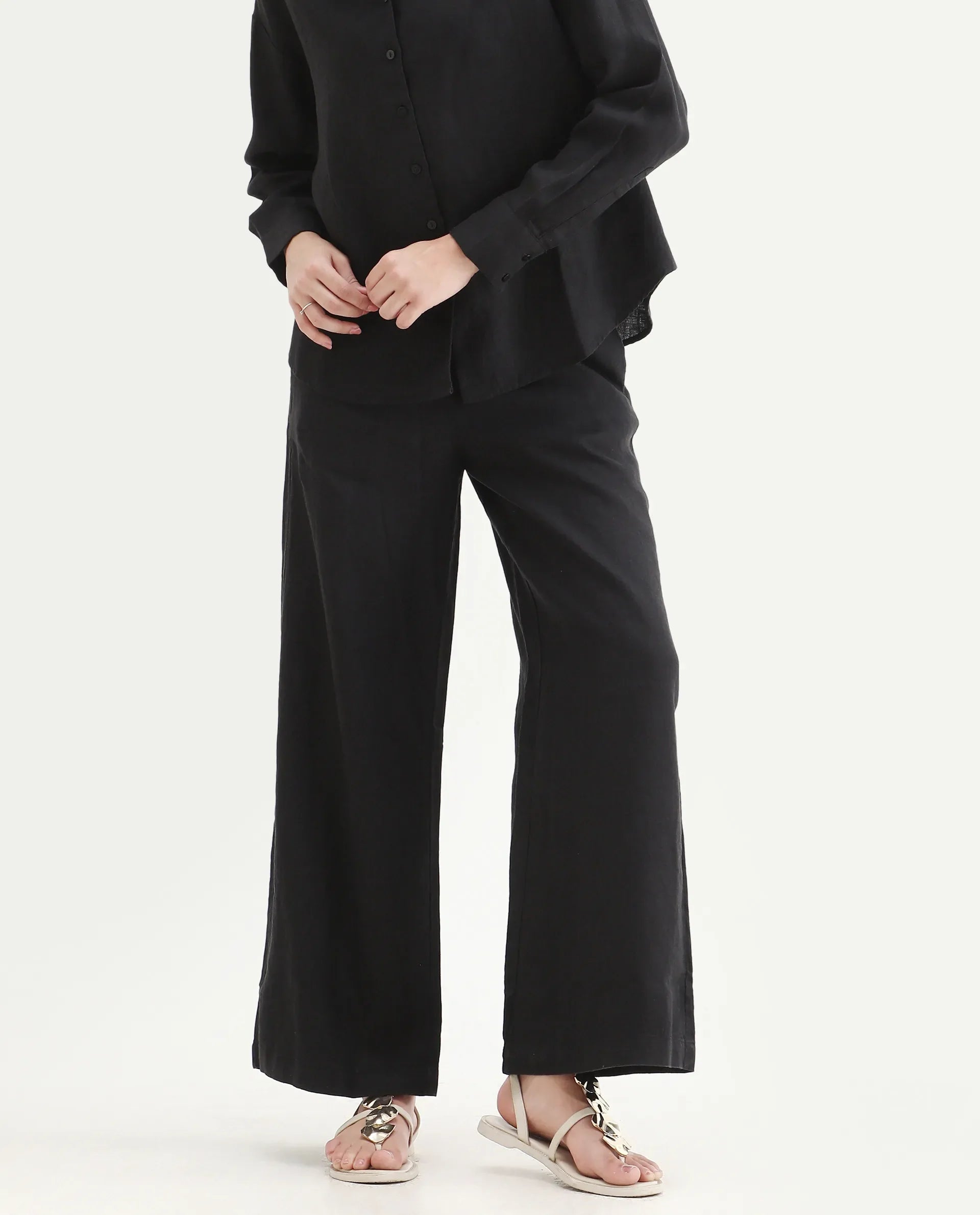 Rareism Women's Janria B Black Linen Plain Ankle Length Wide Trouser