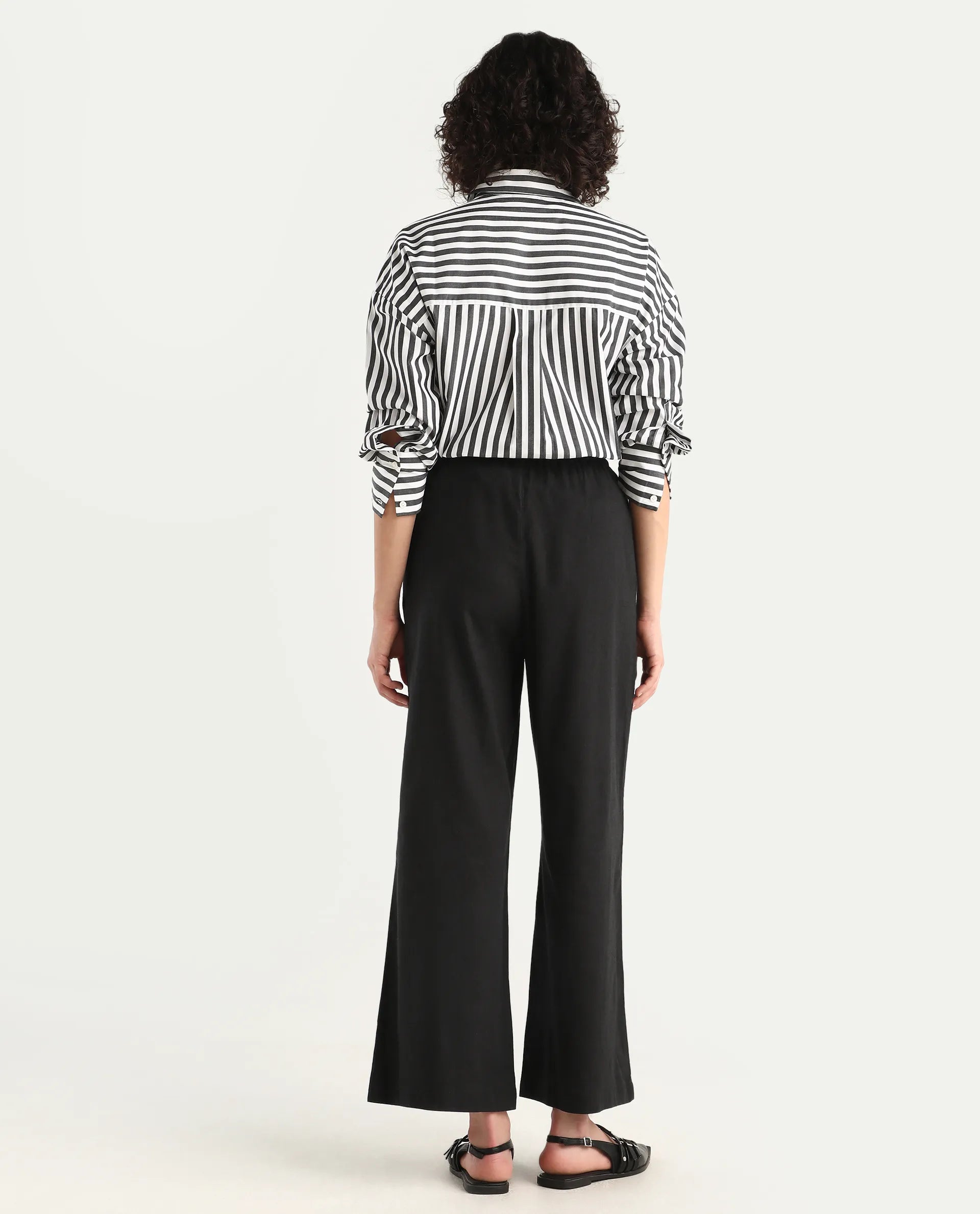Rareism Women's Janry Black Viscose Blend Plain Ankle Length Straight Fit Trouser