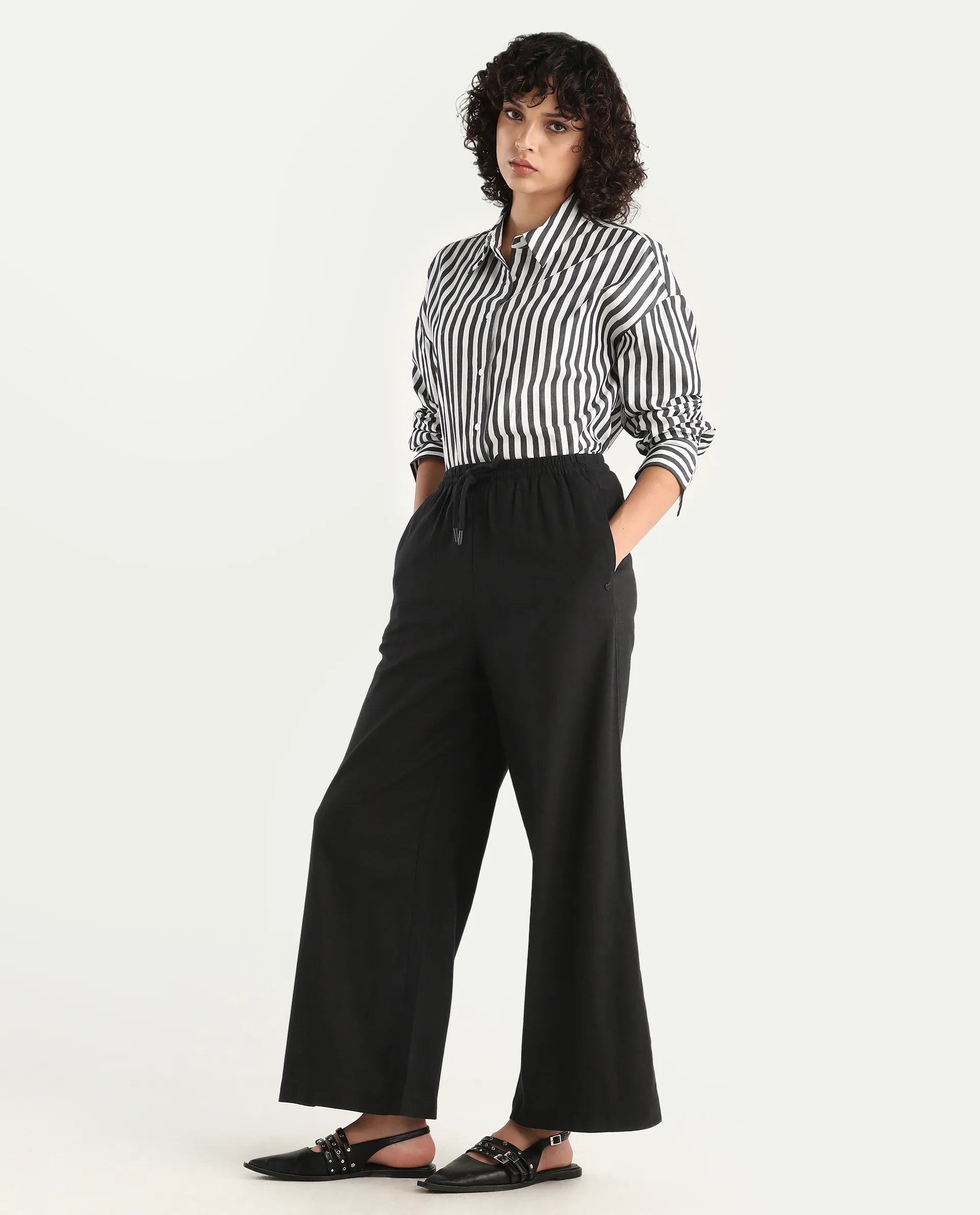 Rareism Women's Janry Black Linen Plain Ankle Length Straight Fit Trouser