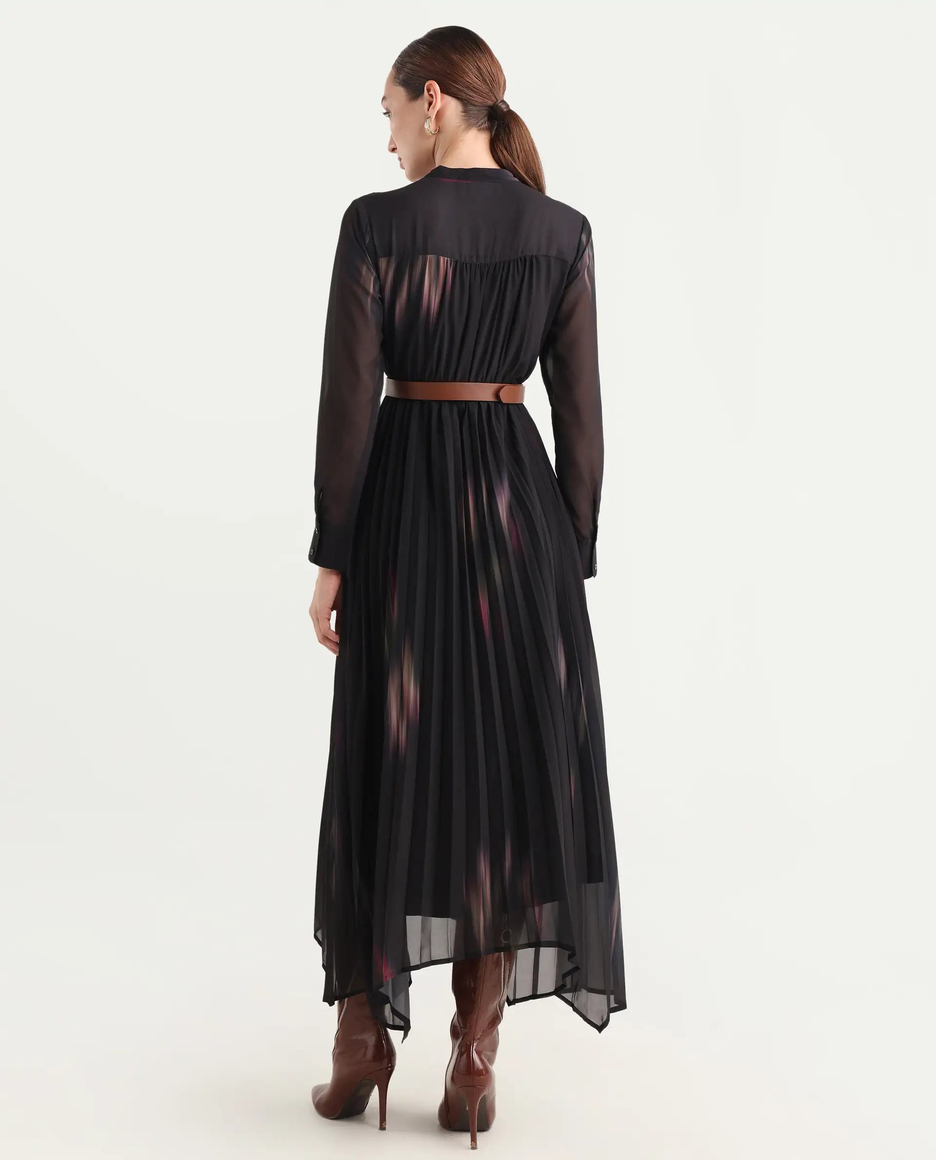 Rareism Women Jencoso Black Cuffed Sleeve V-Neck Flared Maxi Printed Dress
