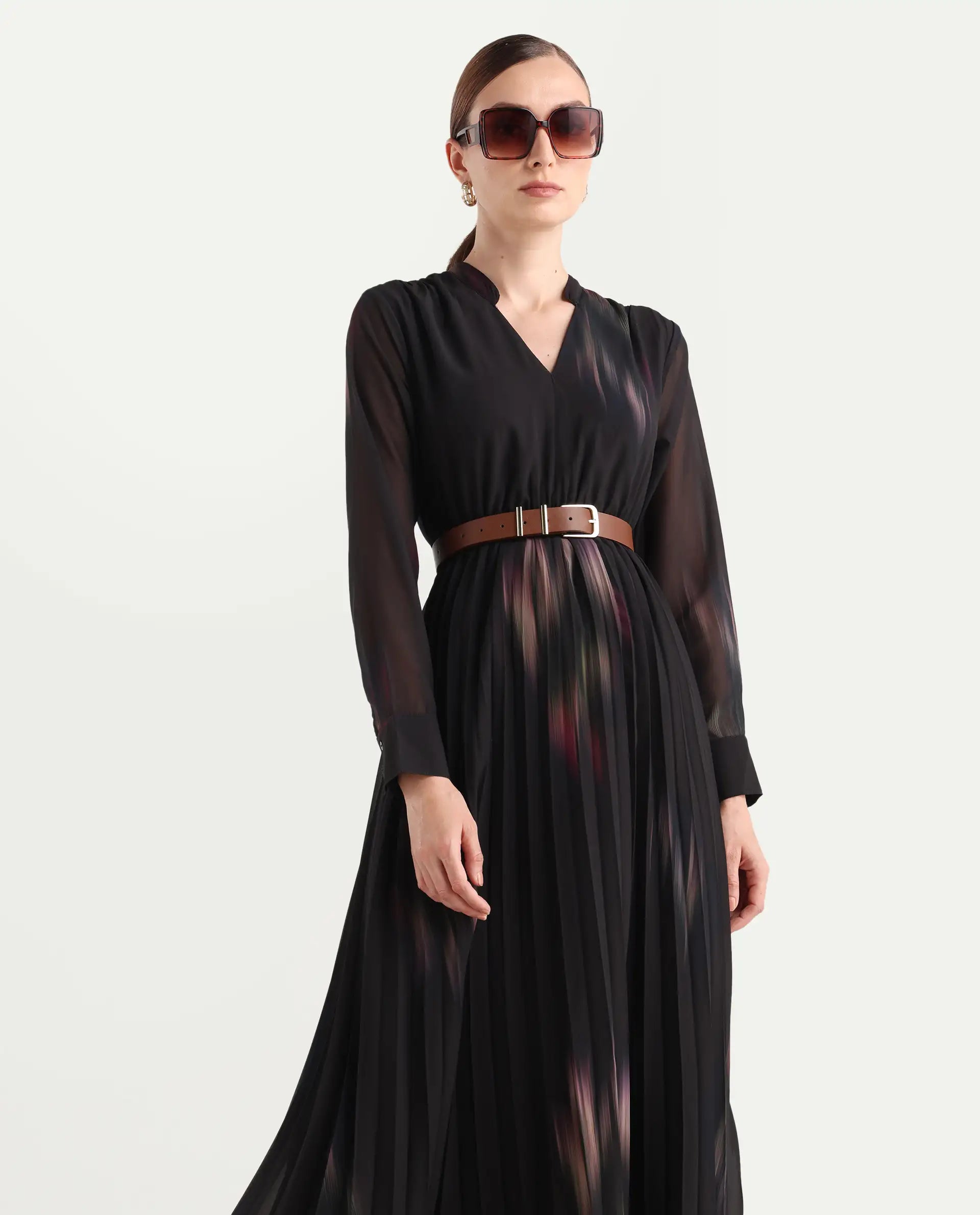 Rareism Women Jencoso Black Cuffed Sleeve V-Neck Flared Maxi Printed Dress