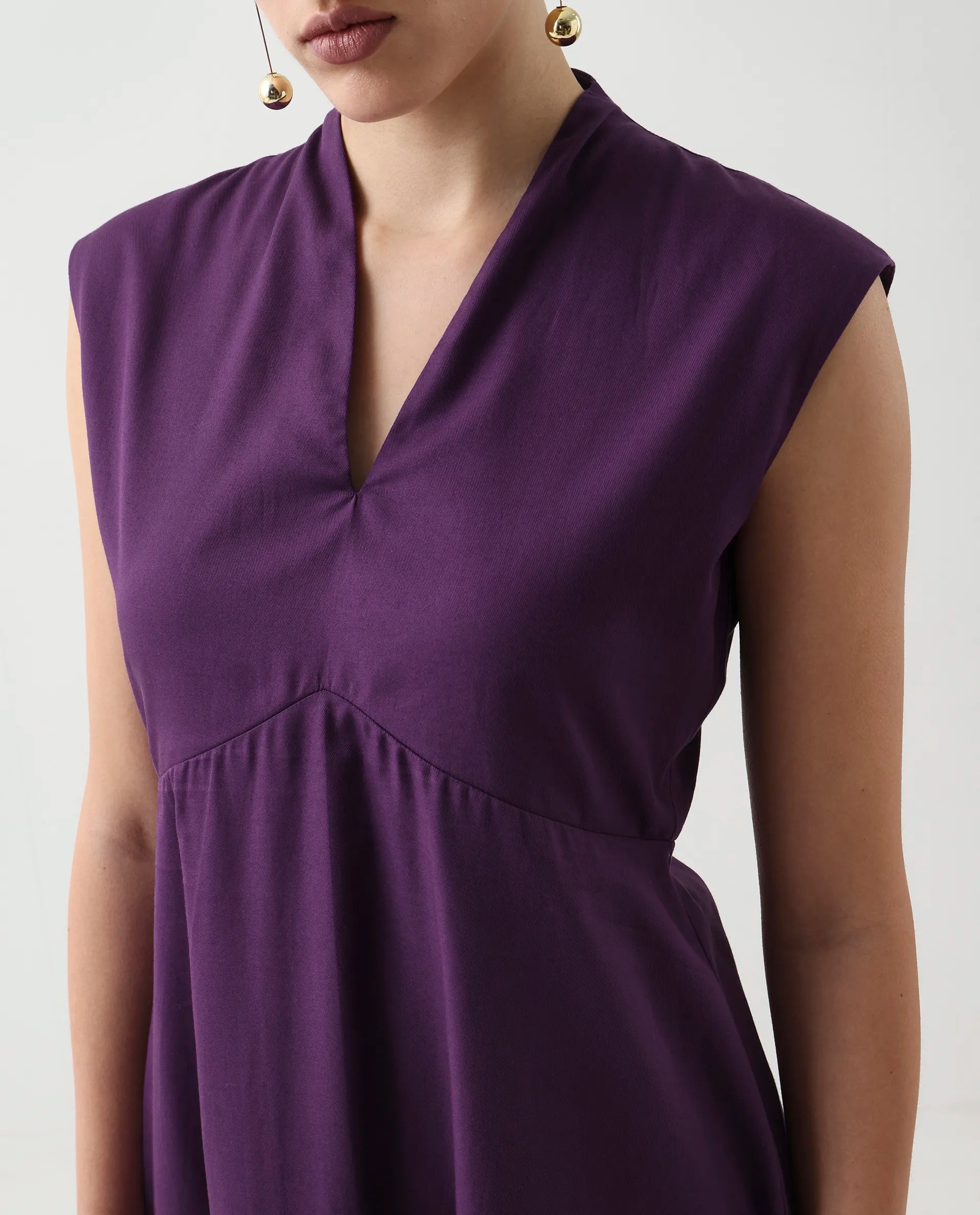 Rareism Women's Jenshi Purple Cotton Sleeveless V-Neck Fit And Flare Fit Plain Dress