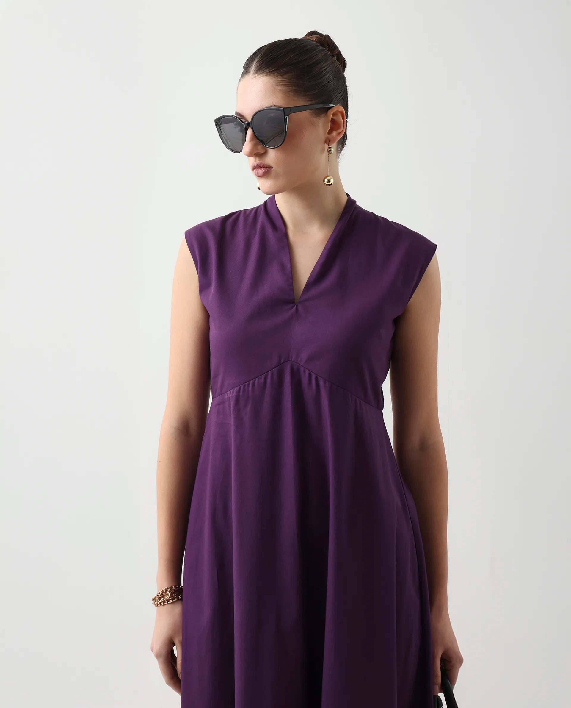 Rareism Women's Jenshi Purple Cotton Sleeveless V-Neck Fit And Flare Fit Plain Dress