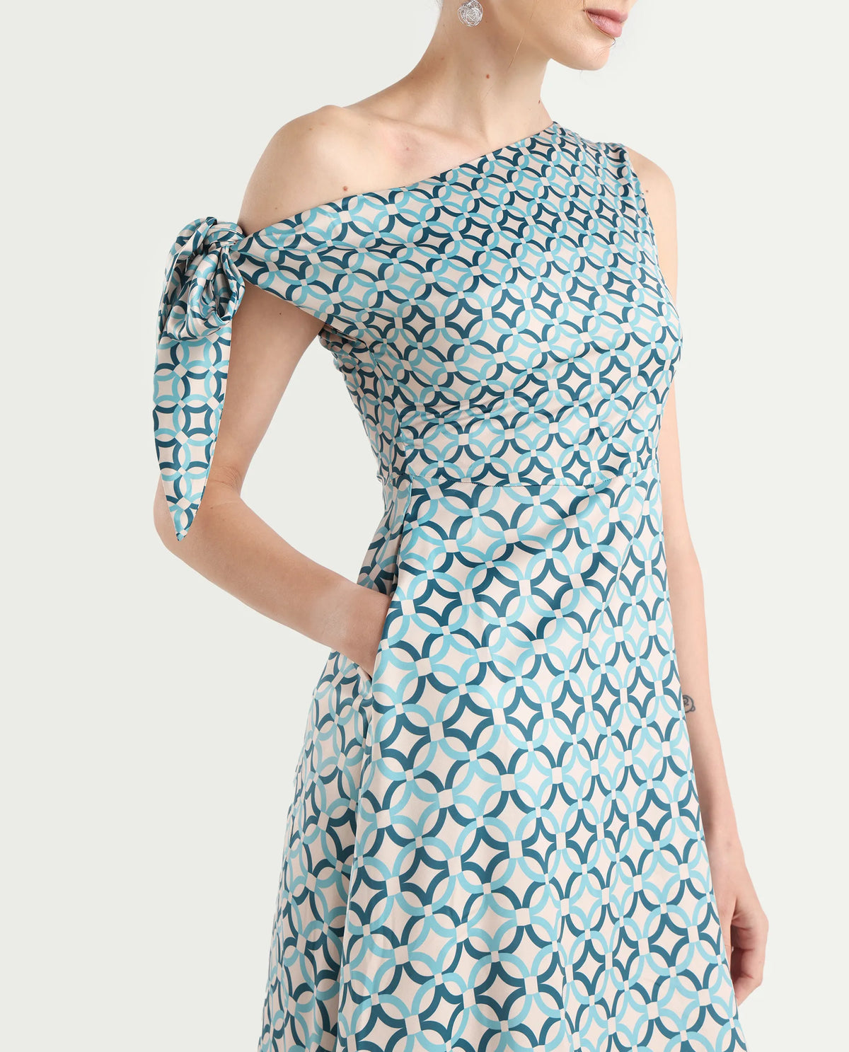 Rareism Women's Jinican Light Multi Satin Asymmetric Neck Geometric Print Tie Up Sleeve Midi Asymmetric Dress