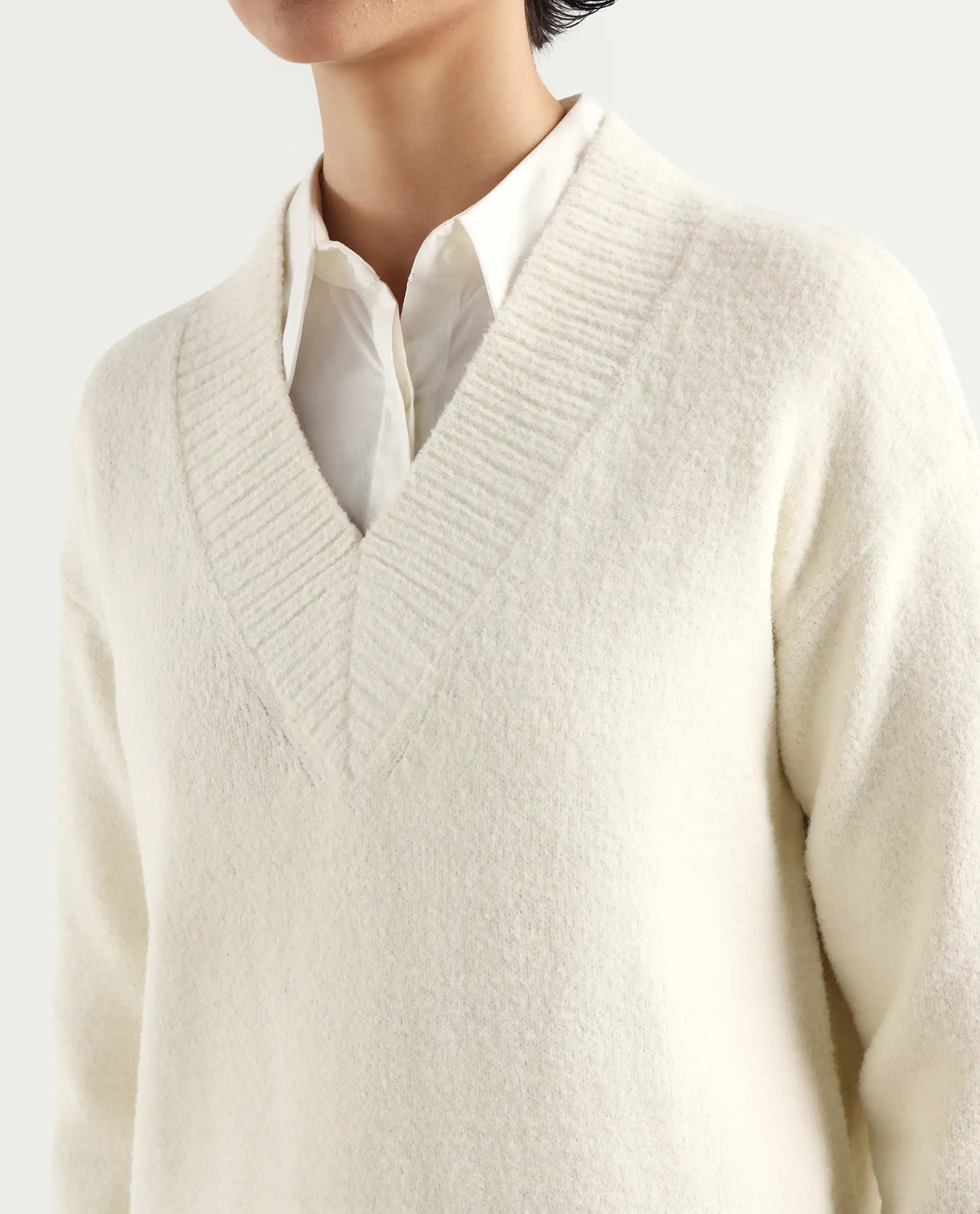 Rareism Women's Juno Off White Nylon V-Neck Plain Relaxed Fit Sweater