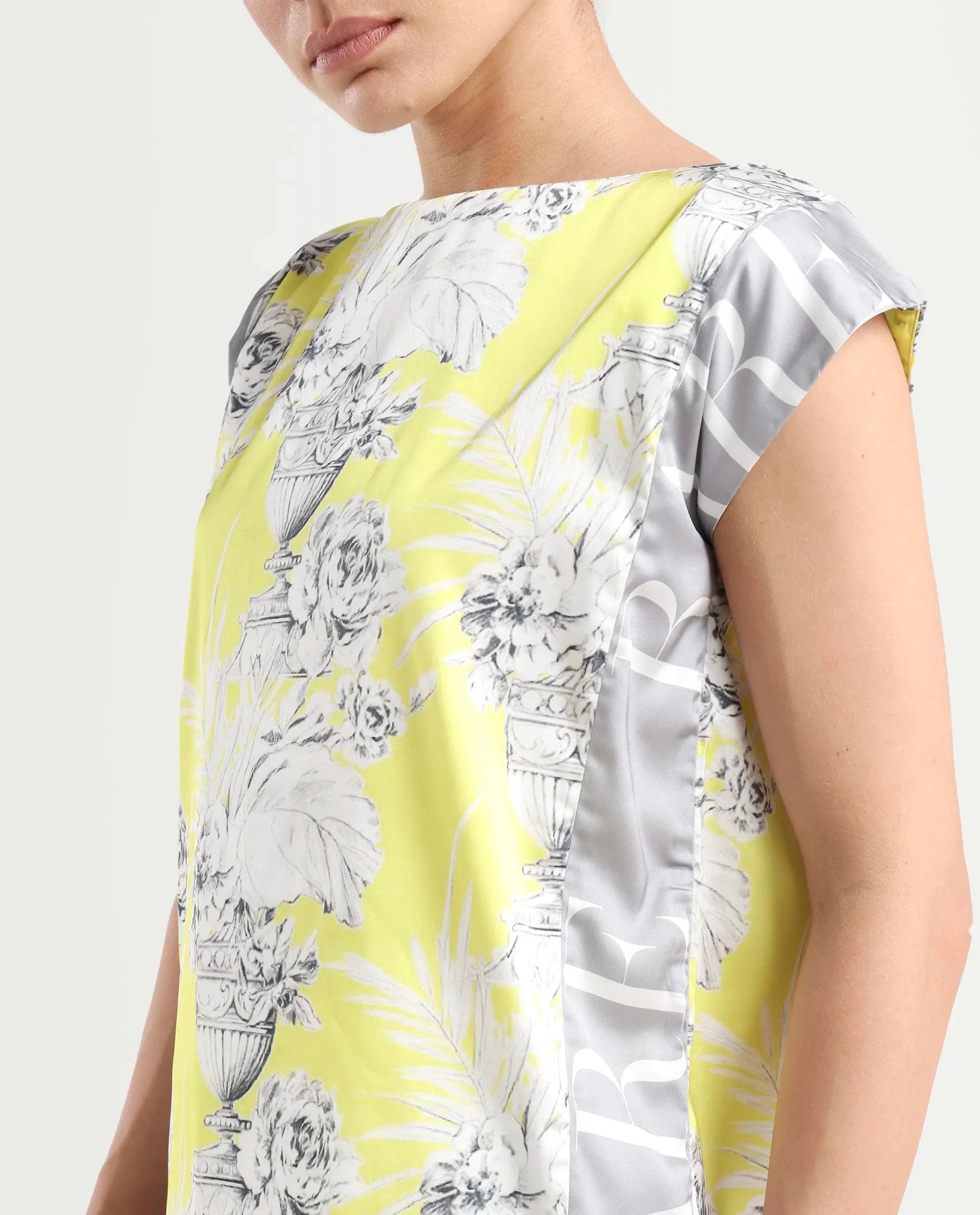 Rareism Women's Kanadio-T Yellow Polyester Boat Neck Floral Print Extended Sleeves Regular Fit Top